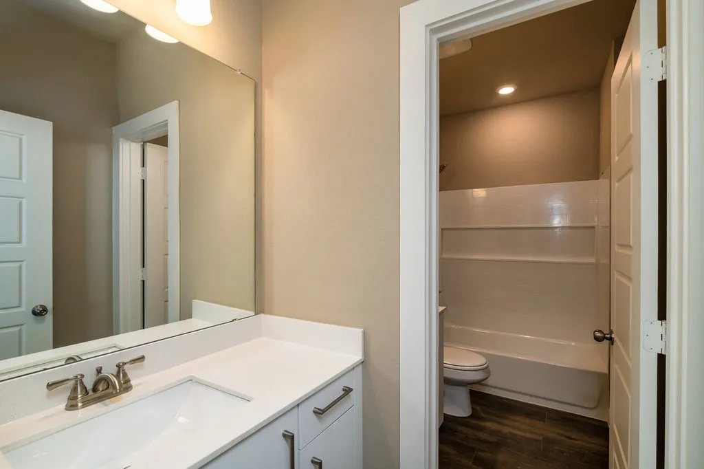Apartment For Rent in Ellis County , 605 Harvest Moon Drive, Venus, Texas 76084, 2 Bedroom, 2 Bathroom, 1 Garage spaces, 1,134 Sqft, built in 2022, mls#21333664, Real Estate Agent in Venus, Homes For Rent in Ellis county, Homes For Rent in Venus, Realtor in Venus Texas, Real Estate Brokerage Independent Realty Texas, Luminita Cordes Realtor