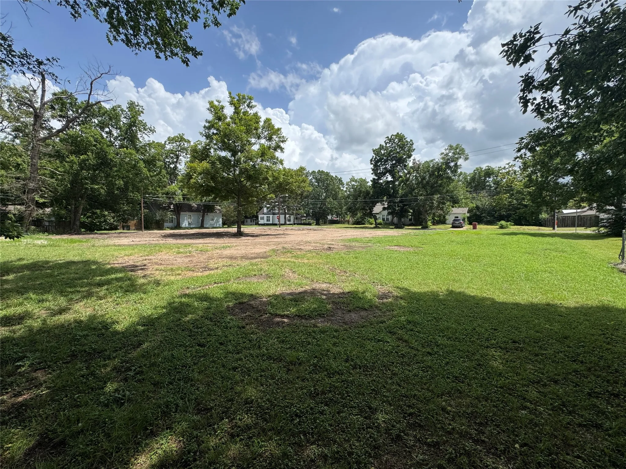 Unimproved Land For Sale in Fannin County , 300 W 10th Street, Bonham, Texas 75418, 0, 0, Garage spaces, 0 Sqft, built in 0, Price $100,000, mls#21333467, Real Estate Agent in Bonham, Homes For Sale in Fannin county, Homes For Sale in Bonham, Realtor in Bonham Texas, Real Estate Brokerage Independent Realty Texas, Luminita Cordes Realtor