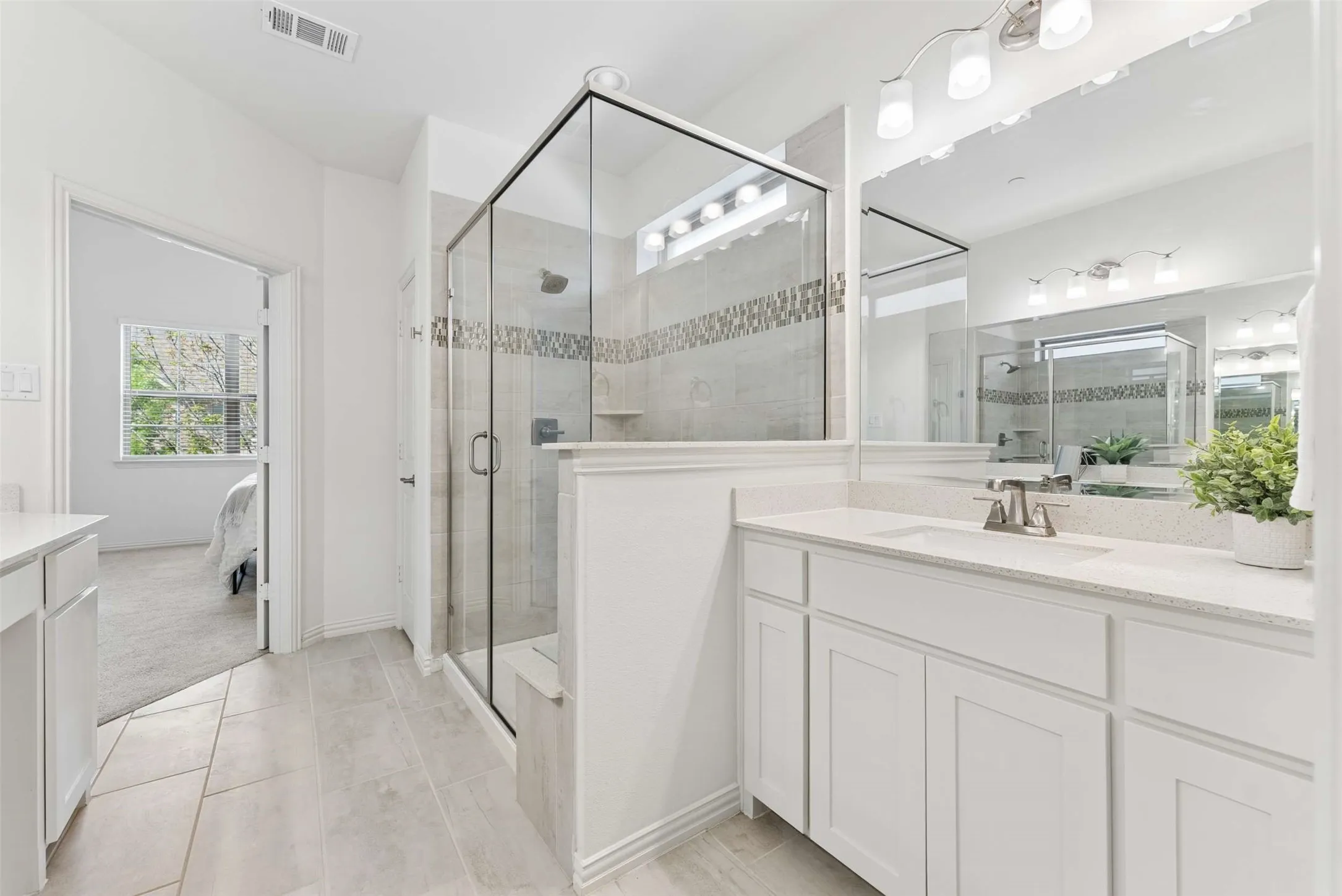 Townhouse For Sale in Collin County , 7213 Huckleberry Drive, Mc Kinney, Texas 75070, 3 Bedroom, 3 Bathroom, 2 Garage spaces, 1,974 Sqft, built in 2018, mls#21332847, Real Estate Agent in Mc Kinney, Homes For Sale in Collin county, Homes For Sale in Mc Kinney, Realtor in Mc Kinney Texas, Real Estate Brokerage Independent Realty Texas, Luminita Cordes Realtor