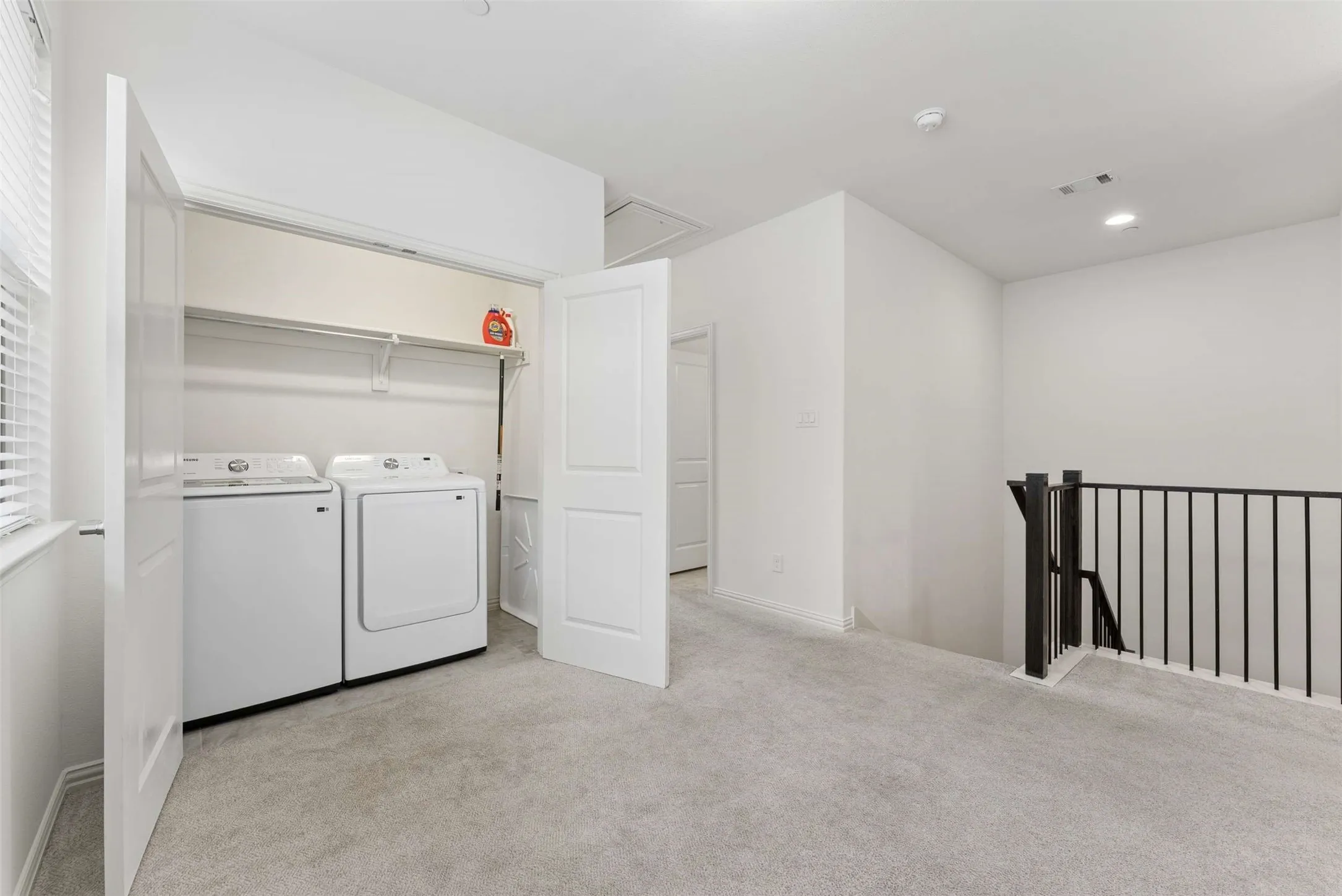 Townhouse For Sale in Collin County , 7213 Huckleberry Drive, Mc Kinney, Texas 75070, 3 Bedroom, 3 Bathroom, 2 Garage spaces, 1,974 Sqft, built in 2018, mls#21332847, Real Estate Agent in Mc Kinney, Homes For Sale in Collin county, Homes For Sale in Mc Kinney, Realtor in Mc Kinney Texas, Real Estate Brokerage Independent Realty Texas, Luminita Cordes Realtor
