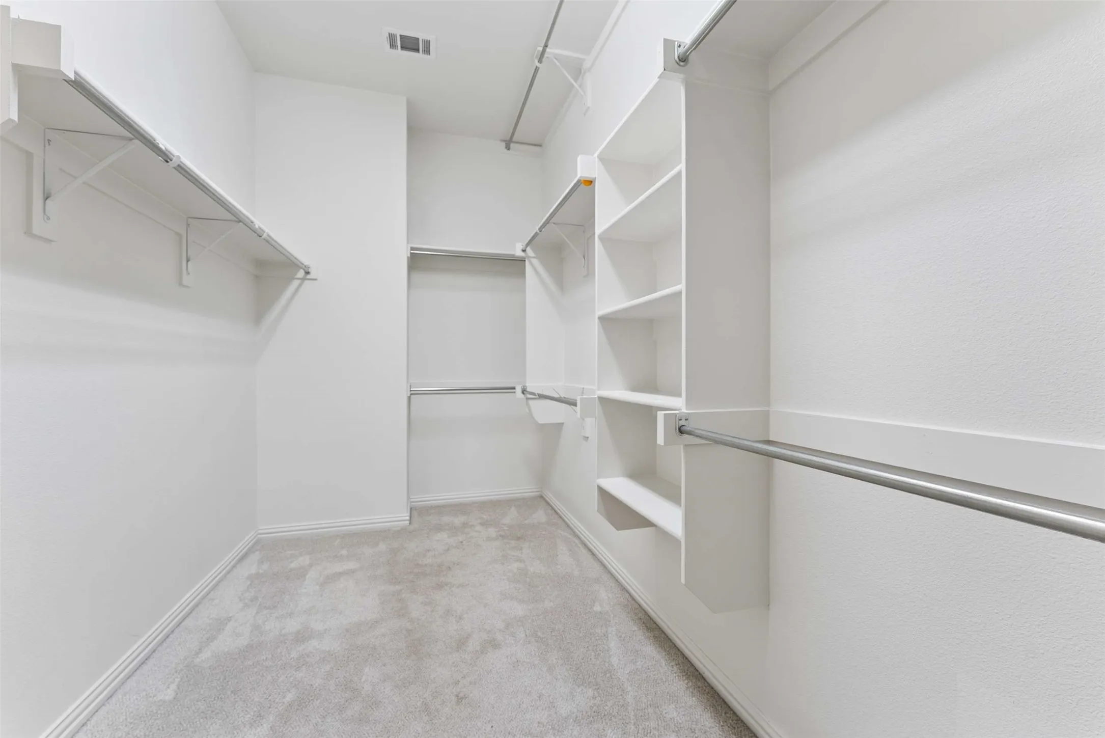 Townhouse For Sale in Collin County , 7213 Huckleberry Drive, Mc Kinney, Texas 75070, 3 Bedroom, 3 Bathroom, 2 Garage spaces, 1,974 Sqft, built in 2018, mls#21332847, Real Estate Agent in Mc Kinney, Homes For Sale in Collin county, Homes For Sale in Mc Kinney, Realtor in Mc Kinney Texas, Real Estate Brokerage Independent Realty Texas, Luminita Cordes Realtor