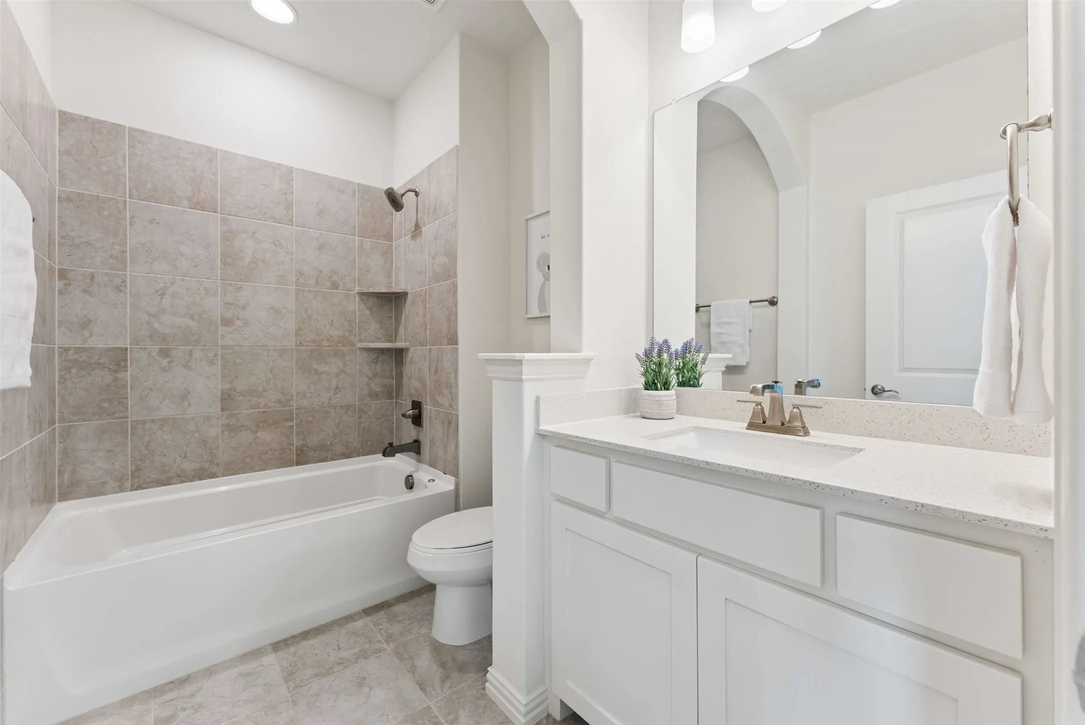 Townhouse For Sale in Collin County , 7213 Huckleberry Drive, Mc Kinney, Texas 75070, 3 Bedroom, 3 Bathroom, 2 Garage spaces, 1,974 Sqft, built in 2018, mls#21332847, Real Estate Agent in Mc Kinney, Homes For Sale in Collin county, Homes For Sale in Mc Kinney, Realtor in Mc Kinney Texas, Real Estate Brokerage Independent Realty Texas, Luminita Cordes Realtor