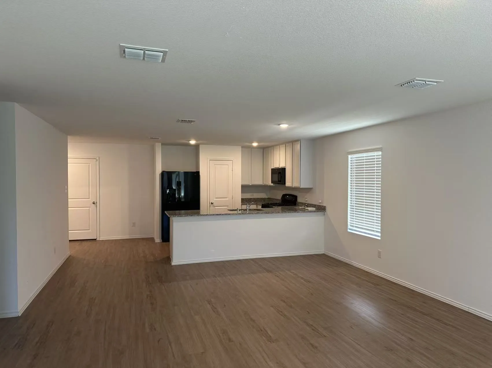 Single Family Residence For Rent in Collin County , 1132 Ashwood Drive, Princeton, Texas 75407, 3 Bedroom, 2 Bathroom, 2 Garage spaces, 1,474 Sqft, built in 2024, mls#21333673, Real Estate Agent in Princeton, Homes For Rent in Collin county, Homes For Rent in Princeton, Realtor in Princeton Texas, Real Estate Brokerage Independent Realty Texas, Luminita Cordes Realtor