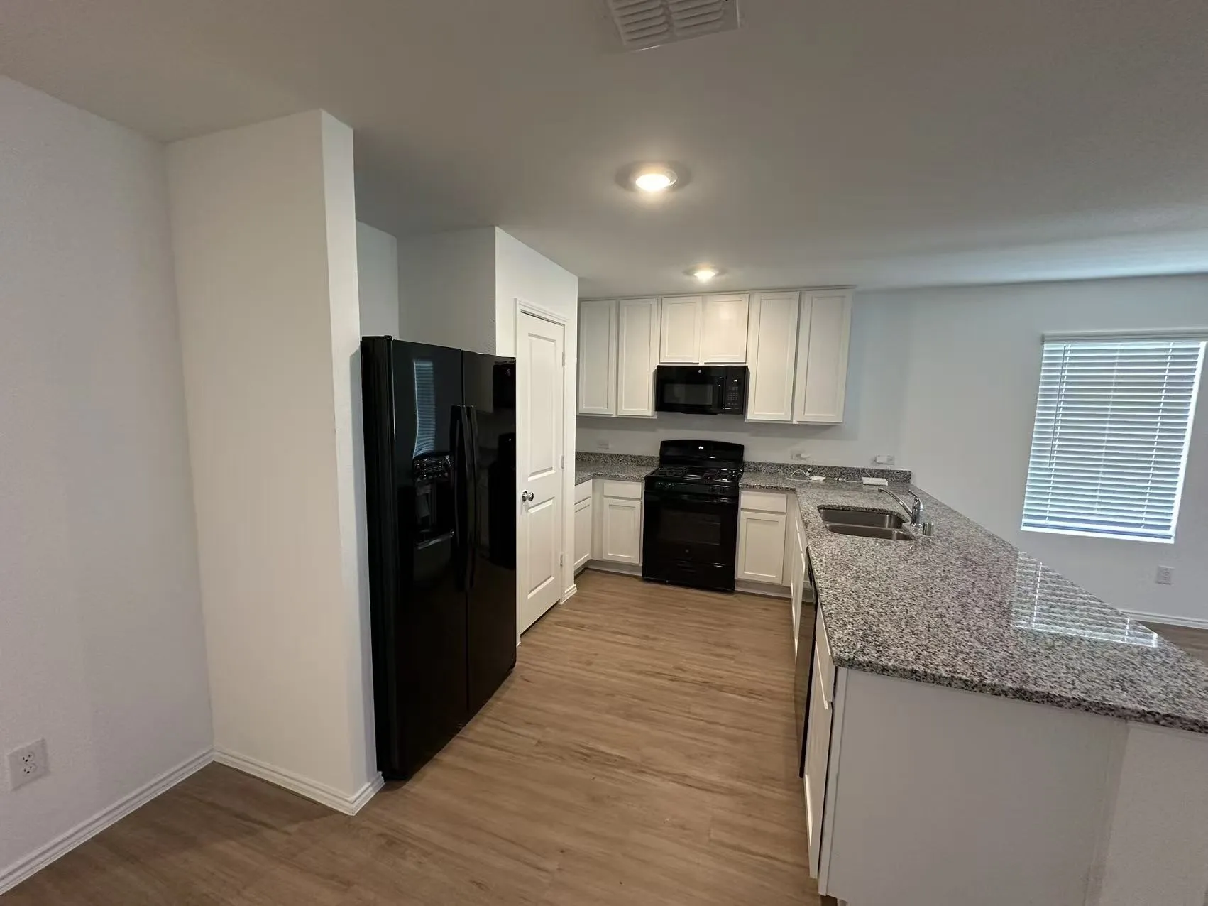 Single Family Residence For Rent in Collin County , 1132 Ashwood Drive, Princeton, Texas 75407, 3 Bedroom, 2 Bathroom, 2 Garage spaces, 1,474 Sqft, built in 2024, mls#21333673, Real Estate Agent in Princeton, Homes For Rent in Collin county, Homes For Rent in Princeton, Realtor in Princeton Texas, Real Estate Brokerage Independent Realty Texas, Luminita Cordes Realtor