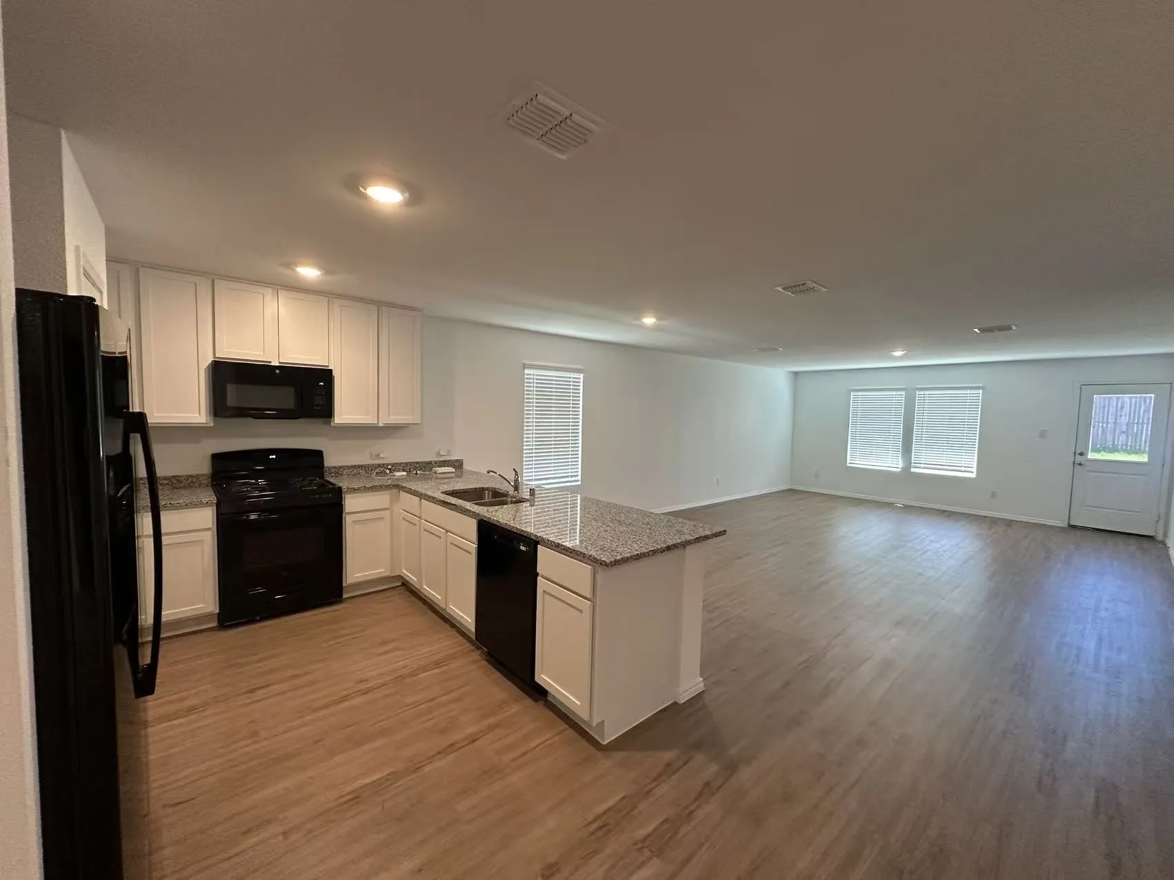 Single Family Residence For Rent in Collin County , 1132 Ashwood Drive, Princeton, Texas 75407, 3 Bedroom, 2 Bathroom, 2 Garage spaces, 1,474 Sqft, built in 2024, mls#21333673, Real Estate Agent in Princeton, Homes For Rent in Collin county, Homes For Rent in Princeton, Realtor in Princeton Texas, Real Estate Brokerage Independent Realty Texas, Luminita Cordes Realtor
