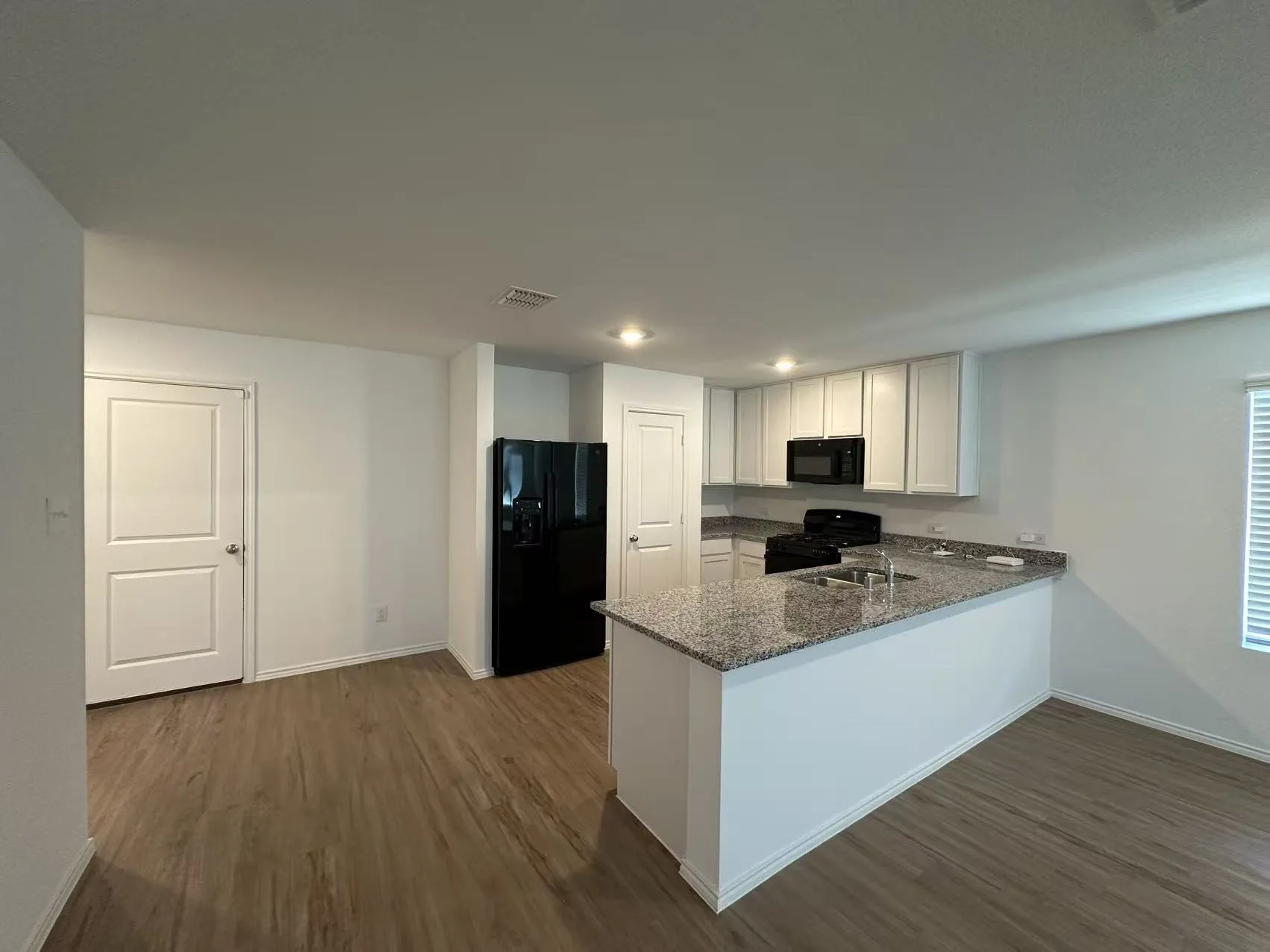 Single Family Residence For Rent in Collin County , 1132 Ashwood Drive, Princeton, Texas 75407, 3 Bedroom, 2 Bathroom, 2 Garage spaces, 1,474 Sqft, built in 2024, mls#21333673, Real Estate Agent in Princeton, Homes For Rent in Collin county, Homes For Rent in Princeton, Realtor in Princeton Texas, Real Estate Brokerage Independent Realty Texas, Luminita Cordes Realtor