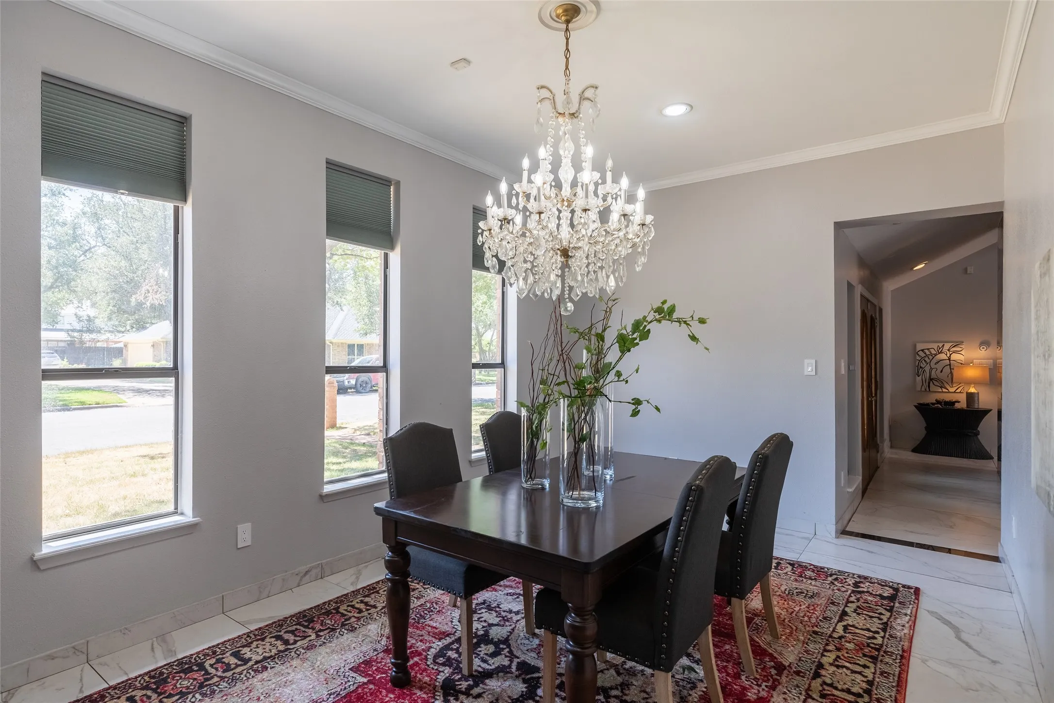 Single Family Residence For Sale in Taylor County , 46 Augusta Drive, Abilene, Texas 79606, 3 Bedroom, 3 Bathroom, 2 Garage spaces, 2,440 Sqft, built in 1981, mls#21332594, Real Estate Agent in Abilene, Homes For Sale in Taylor county, Homes For Sale in Abilene, Realtor in Abilene Texas, Real Estate Brokerage Independent Realty Texas, Luminita Cordes Realtor