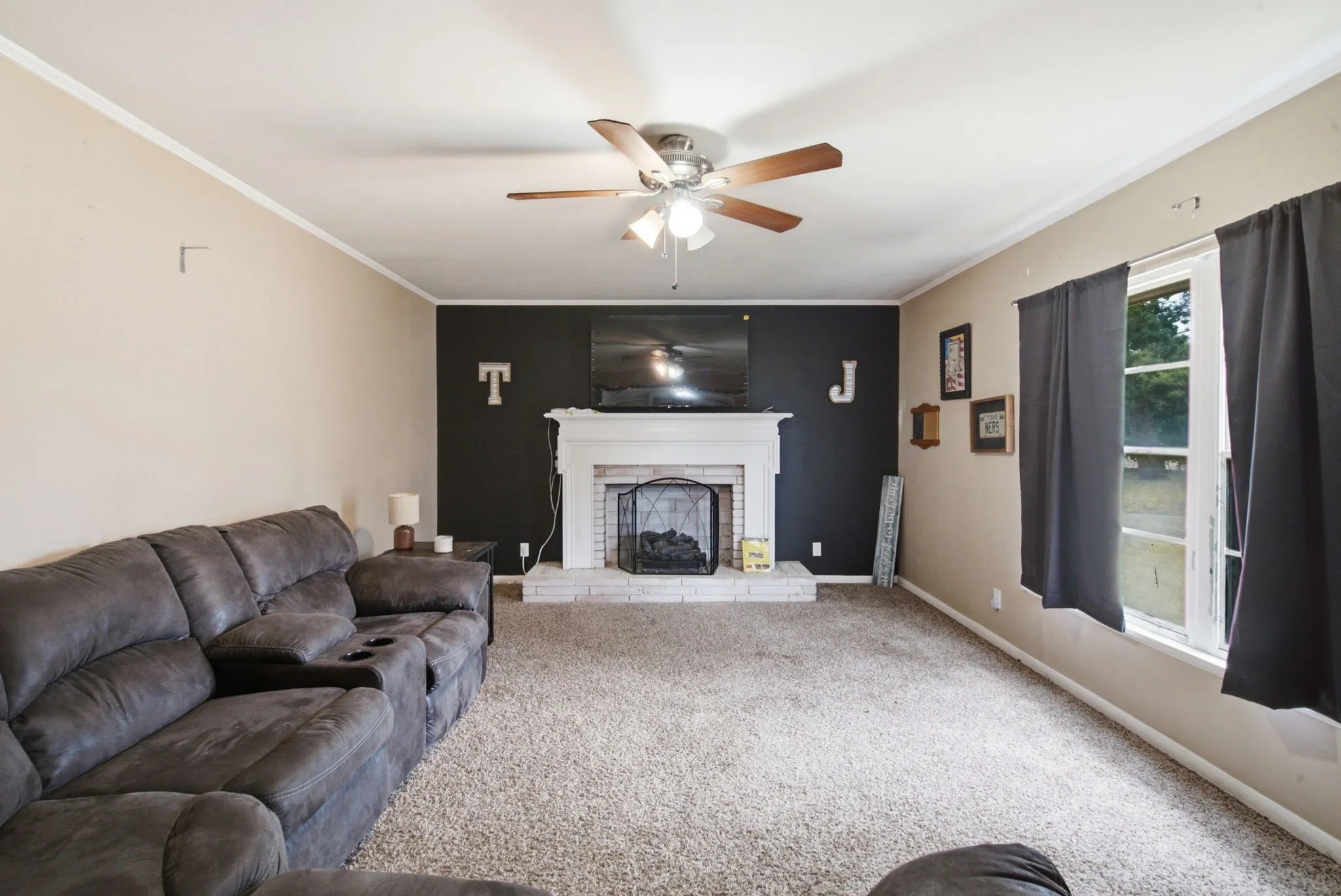 Single Family Residence For Sale in Erath County , 456 Alexander Road, Stephenville, Texas 76401, 7 Bedroom, 2 Bathroom, Garage spaces, 2,523 Sqft, built in 1960, mls#21333662, Real Estate Agent in Stephenville, Homes For Sale in Erath county, Homes For Sale in Stephenville, Realtor in Stephenville Texas, Real Estate Brokerage Independent Realty Texas, Luminita Cordes Realtor