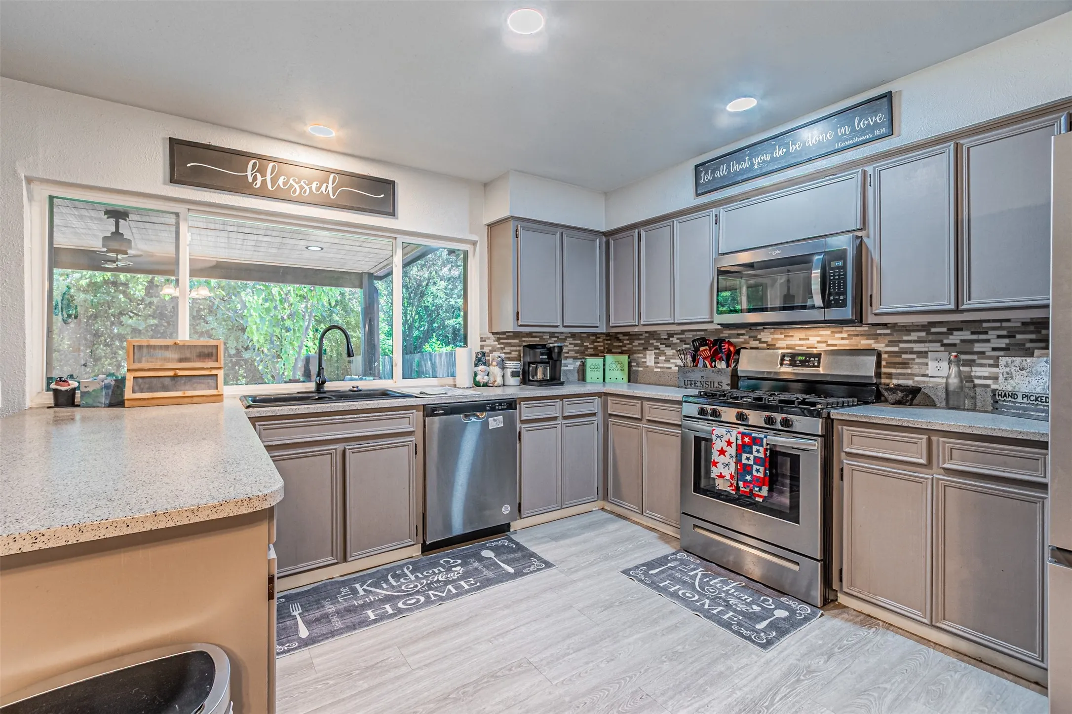 Single Family Residence For Rent in Tarrant County , 2608 Nelwin Place, Arlington, Texas 76016, 3 Bedroom, 2 Bathroom, 2 Garage spaces, 1,488 Sqft, built in 1975, mls#21333649, Real Estate Agent in Arlington, Homes For Rent in Tarrant county, Homes For Rent in Arlington, Realtor in Arlington Texas, Real Estate Brokerage Independent Realty Texas, Luminita Cordes Realtor