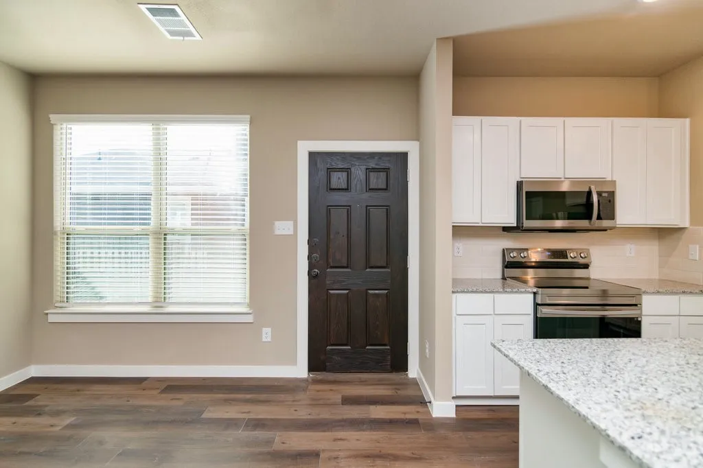 Apartment For Rent in Ellis County , 743 Harvest Moon Drive, Venus, Texas 76084, 2 Bedroom, 2 Bathroom, 1 Garage spaces, 1,134 Sqft, built in 2021, mls#21333693, Real Estate Agent in Venus, Homes For Rent in Ellis county, Homes For Rent in Venus, Realtor in Venus Texas, Real Estate Brokerage Independent Realty Texas, Luminita Cordes Realtor