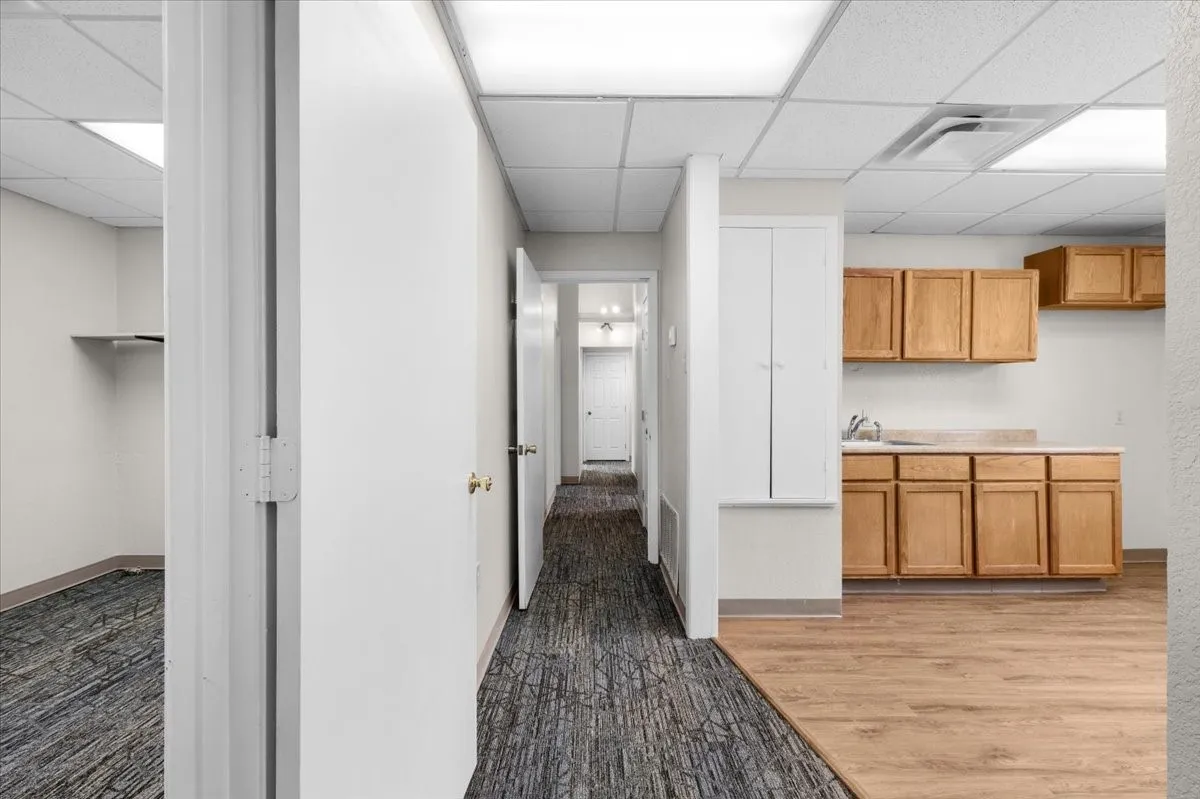 Office For Rent in Parker County , 1214 Mineral Wells Highway, Weatherford, Texas 76086, 0, 0, Garage spaces, 0 Sqft, built in 0, Price $3,500, mls#21331051, Real Estate Agent in Weatherford, Homes For Rent in Parker county, Homes For Rent in Weatherford, Realtor in Weatherford Texas, Real Estate Brokerage Independent Realty Texas, Luminita Cordes Realtor