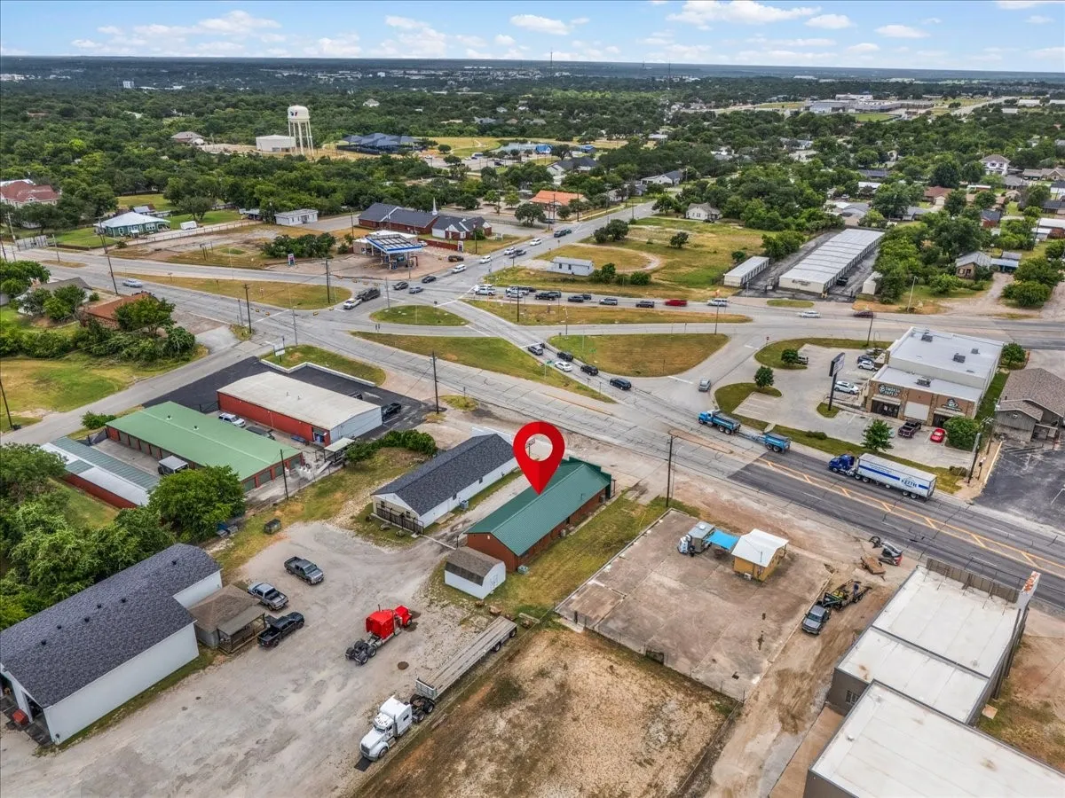 Office For Rent in Parker County , 1214 Mineral Wells Highway, Weatherford, Texas 76086, 0, 0, Garage spaces, 0 Sqft, built in 0, Price $3,500, mls#21331051, Real Estate Agent in Weatherford, Homes For Rent in Parker county, Homes For Rent in Weatherford, Realtor in Weatherford Texas, Real Estate Brokerage Independent Realty Texas, Luminita Cordes Realtor