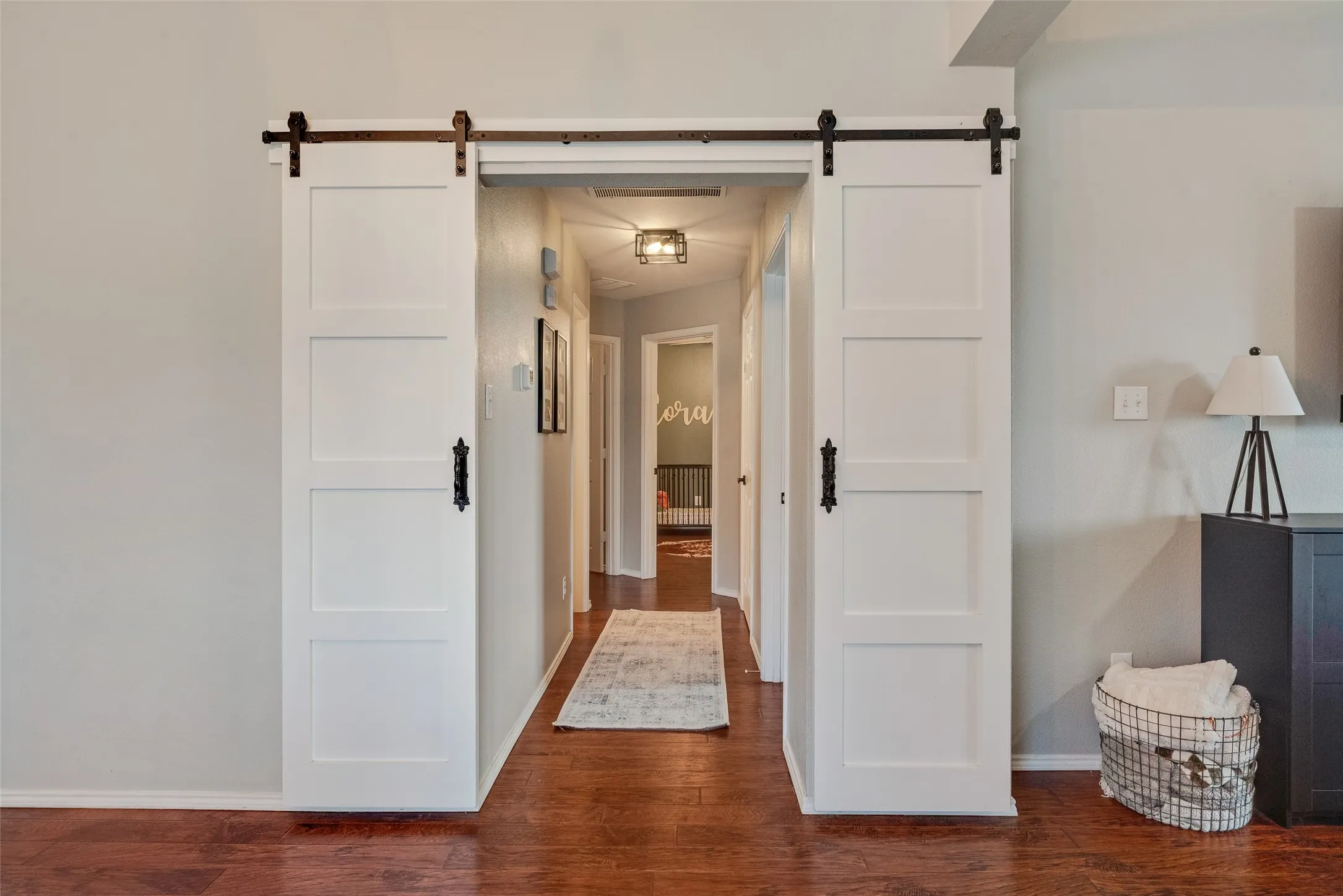 Single Family Residence For Sale in Collin County , 300 Meadow View Lane, Anna, Texas 75409, 3 Bedroom, 2 Bathroom, 2 Garage spaces, 1,479 Sqft, built in 2005, mls#21333701, Real Estate Agent in Anna, Homes For Sale in Collin county, Homes For Sale in Anna, Realtor in Anna Texas, Real Estate Brokerage Independent Realty Texas, Luminita Cordes Realtor