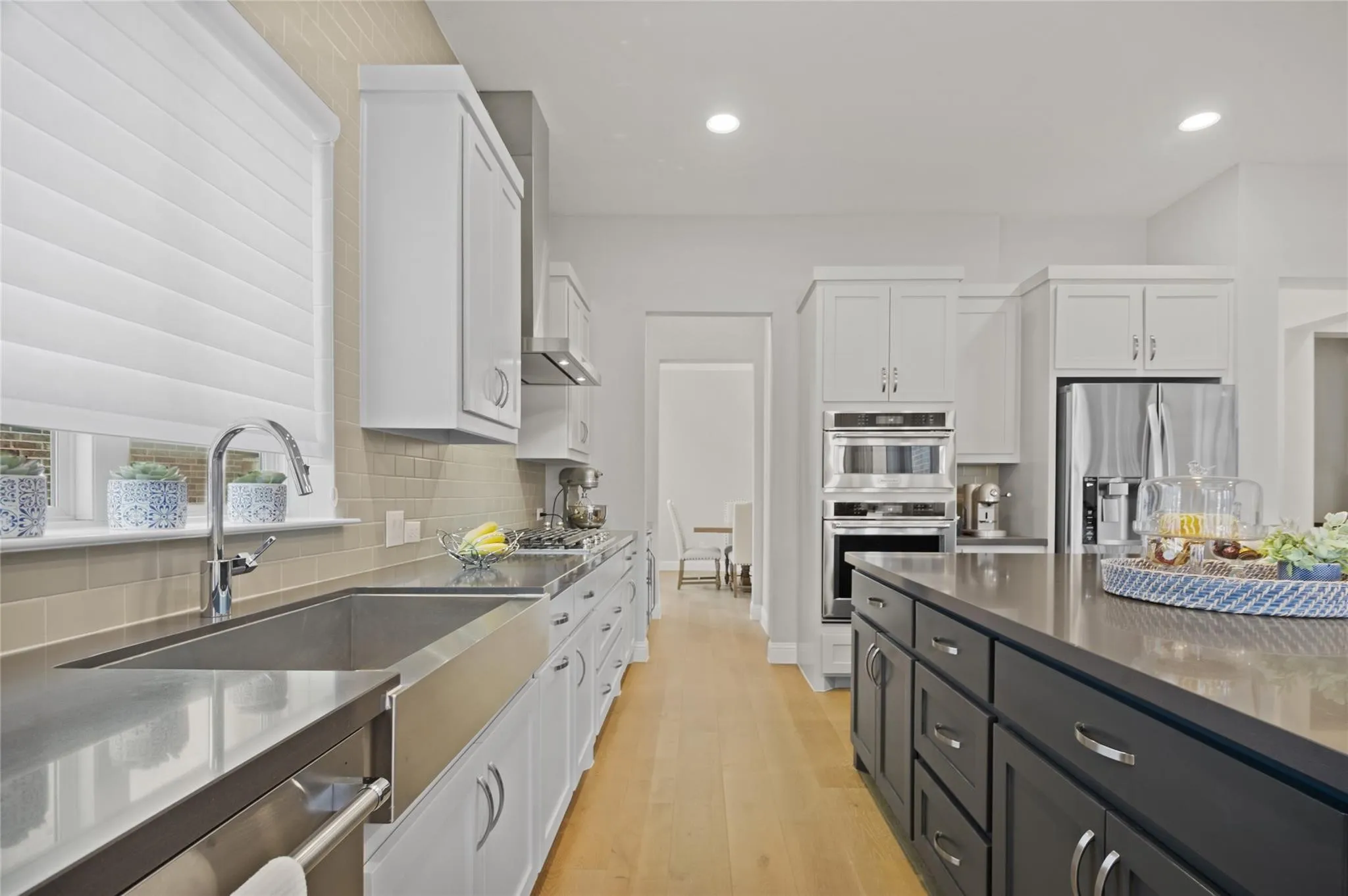 Single Family Residence For Sale in Collin County , 6905 St Georges Drive, Mc Kinney, Texas 75070, 4 Bedroom, 4 Bathroom, 3 Garage spaces, 3,493 Sqft, built in 2016, mls#21329470, Real Estate Agent in Mc Kinney, Homes For Sale in Collin county, Homes For Sale in Mc Kinney, Realtor in Mc Kinney Texas, Real Estate Brokerage Independent Realty Texas, Luminita Cordes Realtor