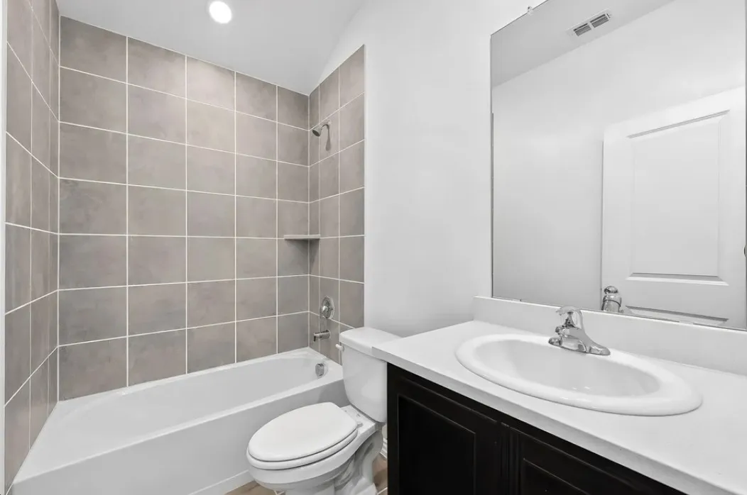 2628 Glacier Road ~ Ready Now!