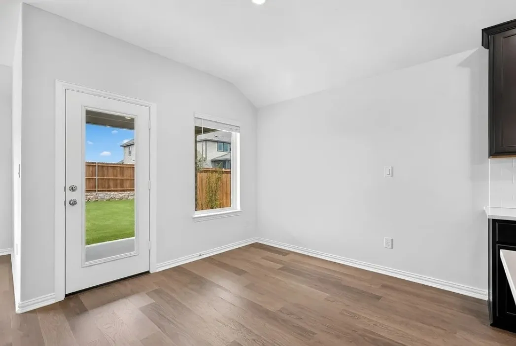 2628 Glacier Road ~ Ready Now!