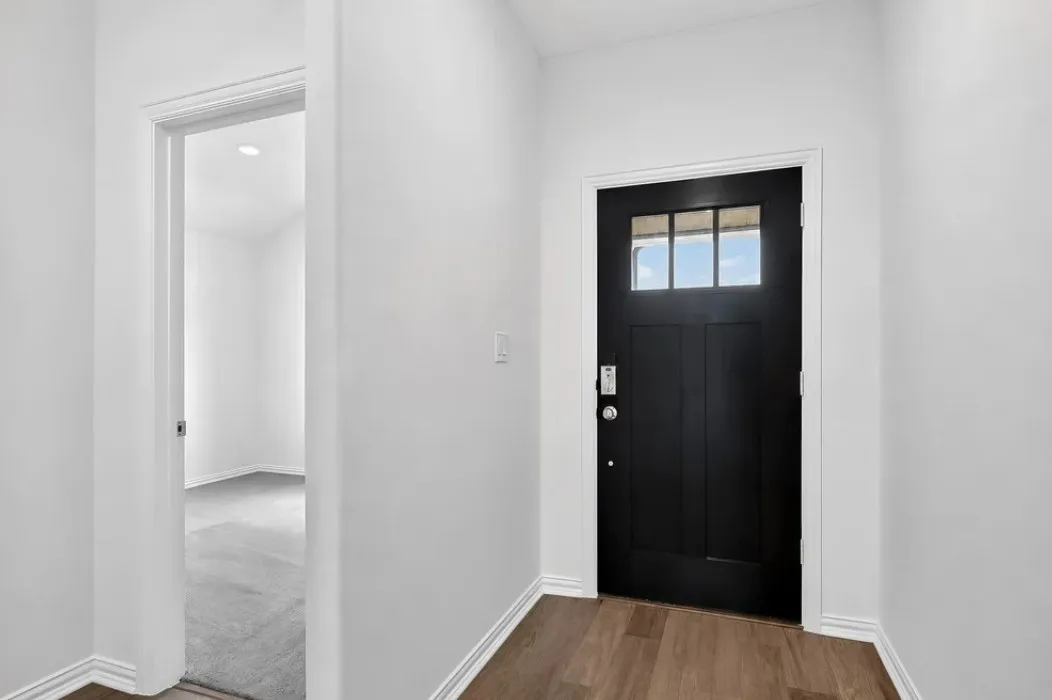 2628 Glacier Road ~ Ready Now!
