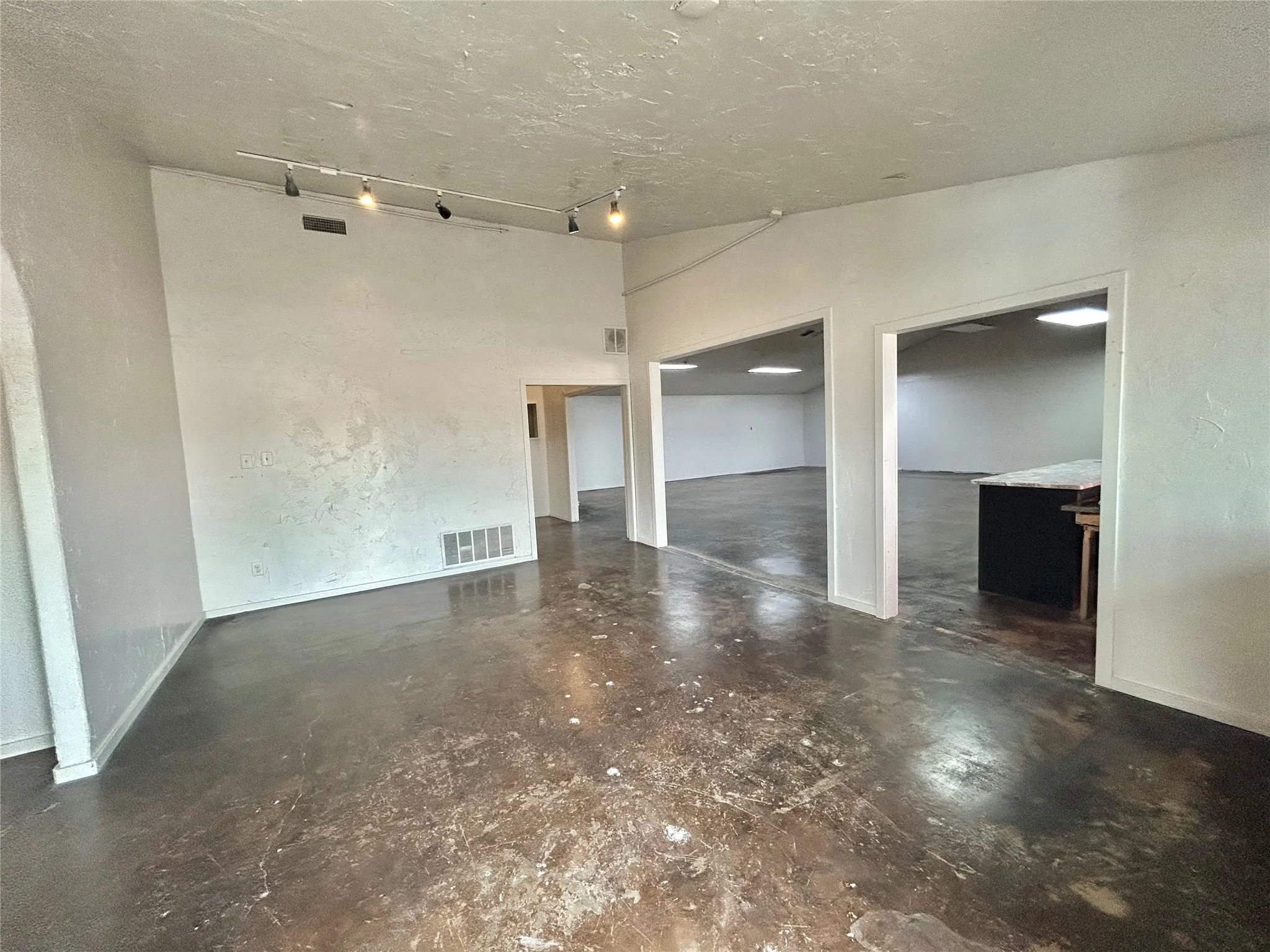 Entry Area As You Enter  The Front Door
