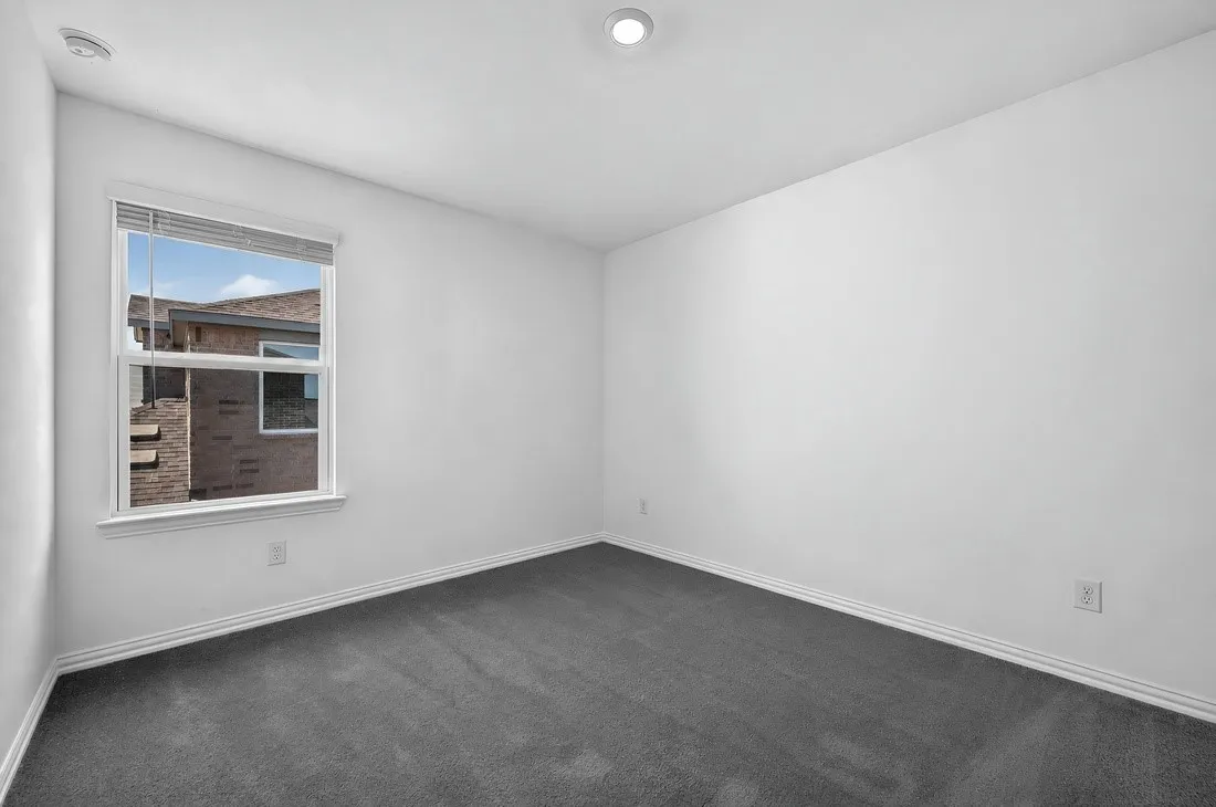 2632 Glacier Road ~ Ready Now