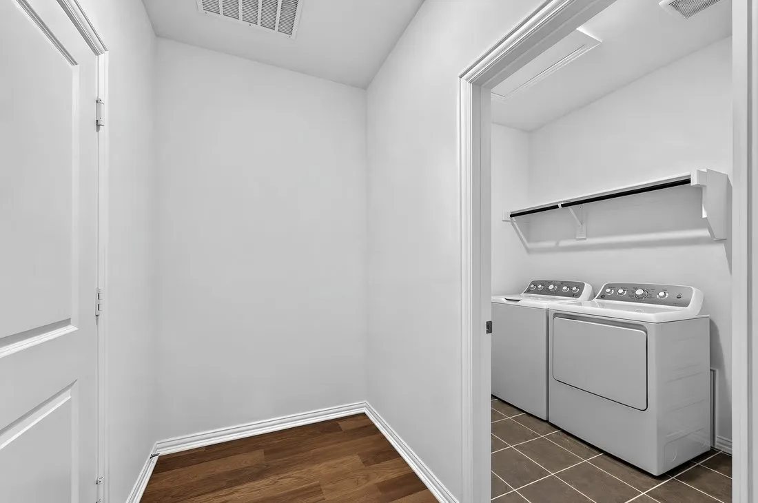 2632 Glacier Road ~ Ready Now