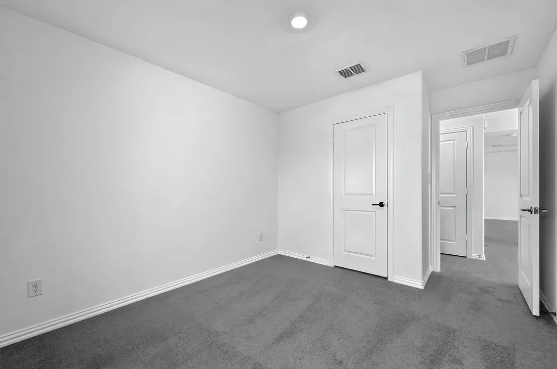 2632 Glacier Road ~ Ready Now