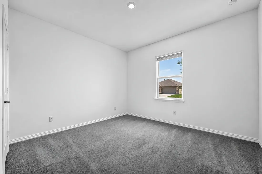 2632 Glacier Road ~ Ready Now