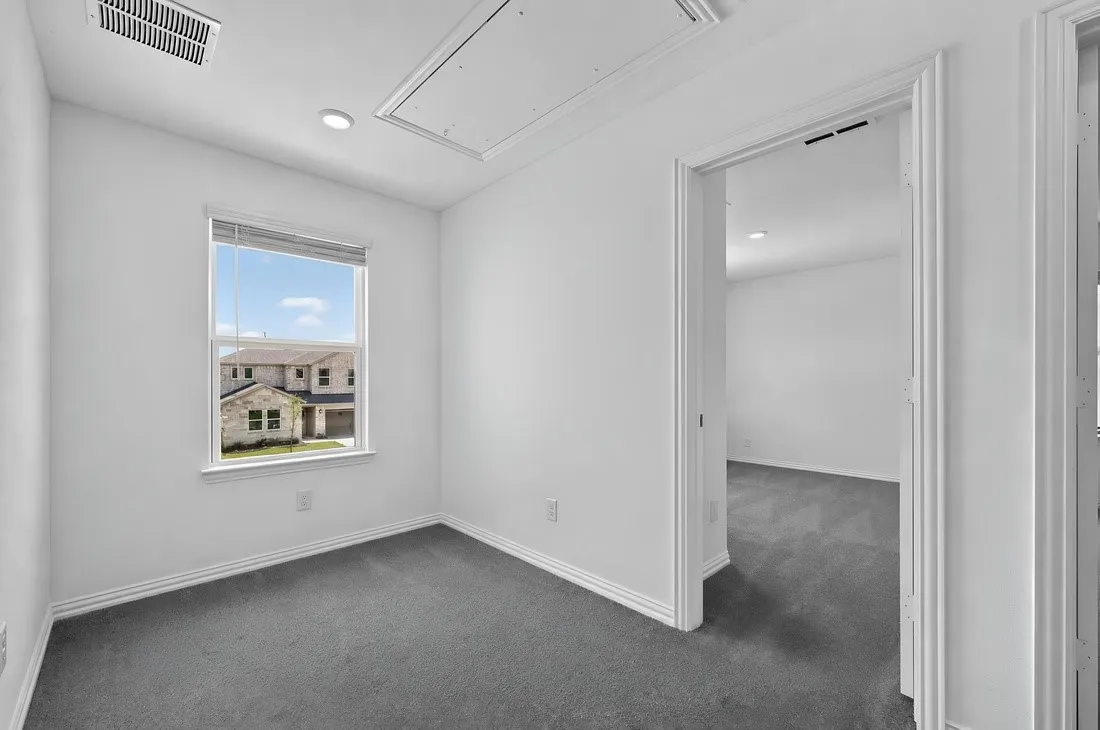 2632 Glacier Road ~ Ready Now
