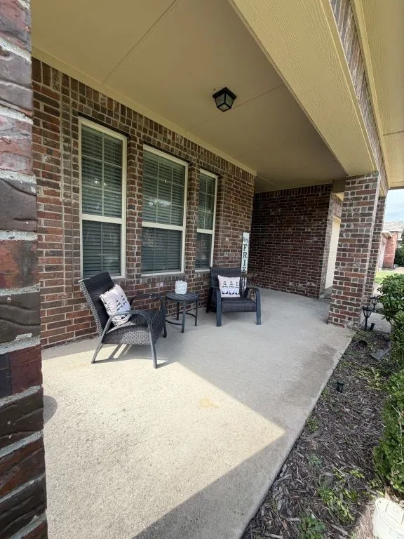 Single Family Residence For Sale in Kaufman County , 207 Patriot Parkway, Forney, Texas 75126, 4 Bedroom, 3 Bathroom, 2 Garage spaces, 2,527 Sqft, built in 2013, mls#21333712, Real Estate Agent in Forney, Homes For Sale in Kaufman county, Homes For Sale in Forney, Realtor in Forney Texas, Real Estate Brokerage Independent Realty Texas, Luminita Cordes Realtor