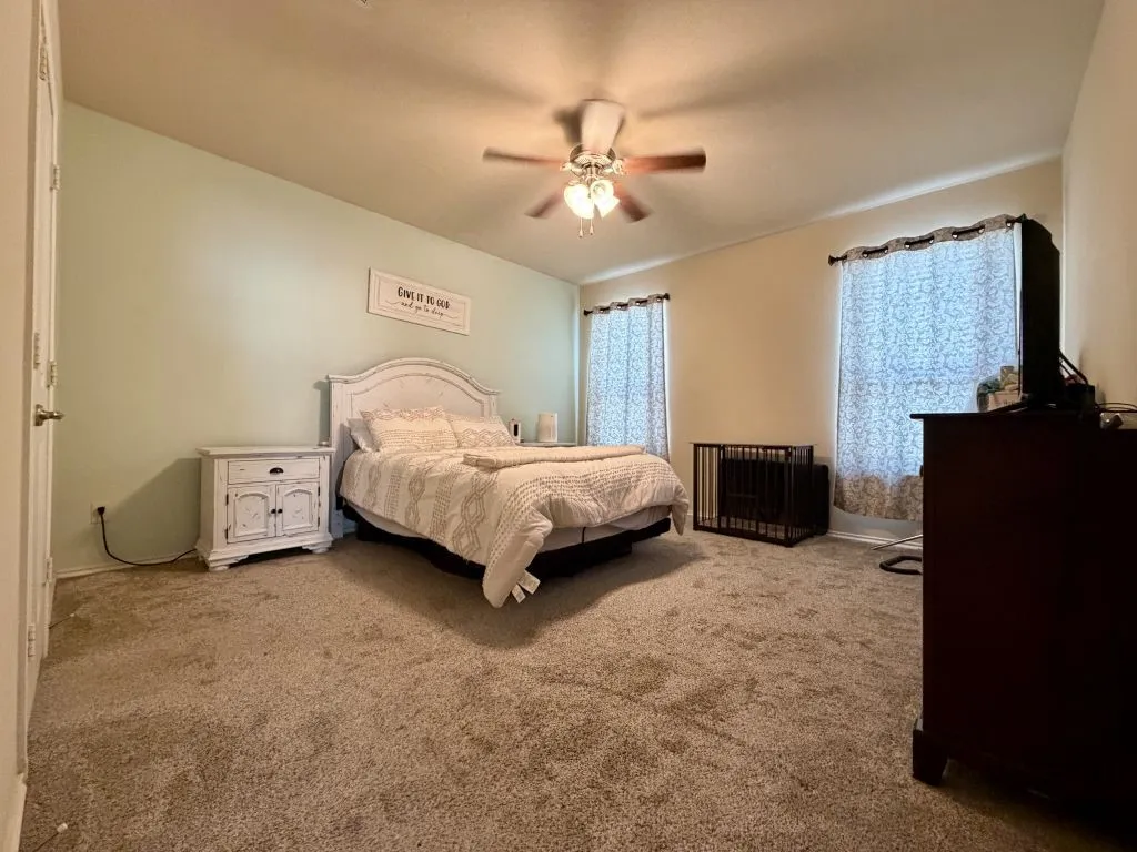 Single Family Residence For Sale in Kaufman County , 207 Patriot Parkway, Forney, Texas 75126, 4 Bedroom, 3 Bathroom, 2 Garage spaces, 2,527 Sqft, built in 2013, mls#21333712, Real Estate Agent in Forney, Homes For Sale in Kaufman county, Homes For Sale in Forney, Realtor in Forney Texas, Real Estate Brokerage Independent Realty Texas, Luminita Cordes Realtor
