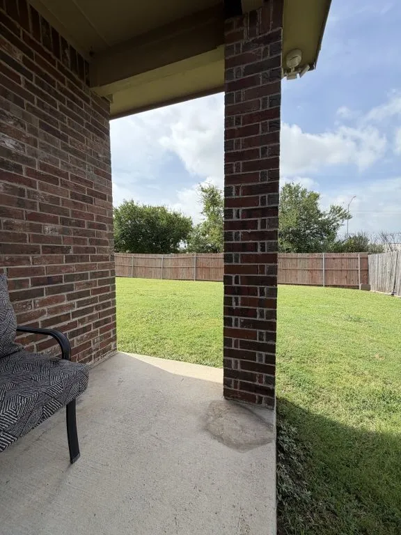 Single Family Residence For Sale in Kaufman County , 207 Patriot Parkway, Forney, Texas 75126, 4 Bedroom, 3 Bathroom, 2 Garage spaces, 2,527 Sqft, built in 2013, mls#21333712, Real Estate Agent in Forney, Homes For Sale in Kaufman county, Homes For Sale in Forney, Realtor in Forney Texas, Real Estate Brokerage Independent Realty Texas, Luminita Cordes Realtor