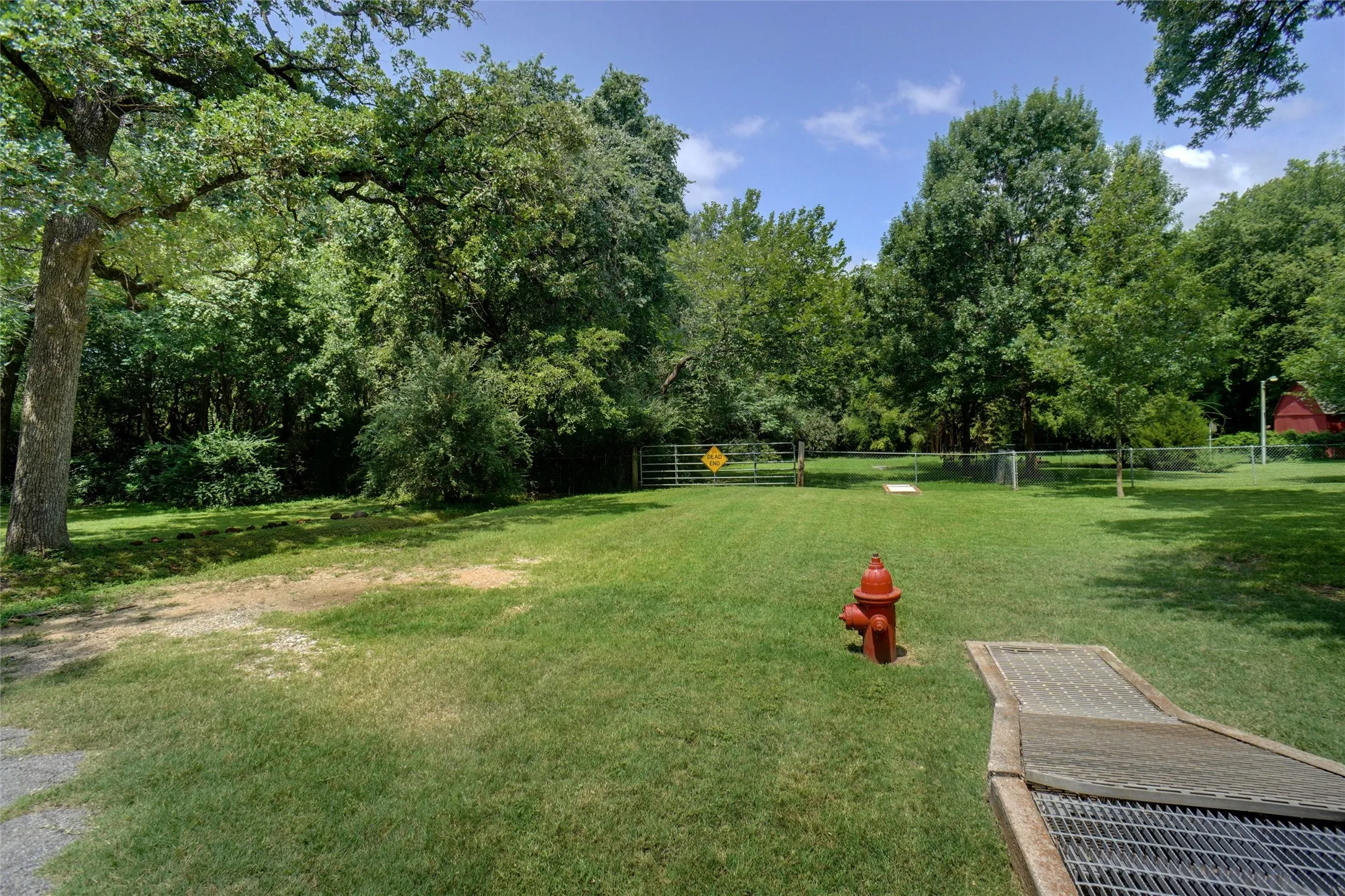 Unimproved Land For Sale in Tarrant County , 36.719 AC TBD Glory Road, Lakeside, Texas 76135, 0, 0, Garage spaces, 0 Sqft, built in 0, mls#21333533, Real Estate Agent in Lakeside, Homes For Sale in Tarrant county, Homes For Sale in Lakeside, Realtor in Lakeside Texas, Real Estate Brokerage Independent Realty Texas, Luminita Cordes Realtor