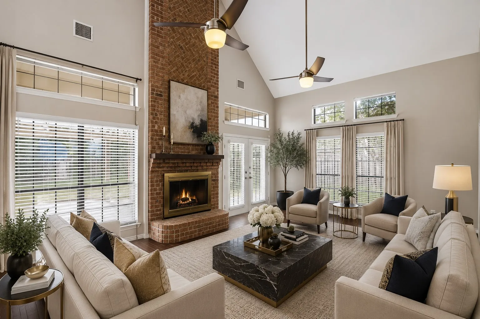Single Family Residence For Sale in Denton County , 2115 Fawn Ridge Trail, Carrollton, Texas 75010, 3 Bedroom, 3 Bathroom, 2 Garage spaces, 2,621 Sqft, built in 1986, mls#21333625, Real Estate Agent in Carrollton, Homes For Sale in Denton county, Homes For Sale in Carrollton, Realtor in Carrollton Texas, Real Estate Brokerage Independent Realty Texas, Luminita Cordes Realtor