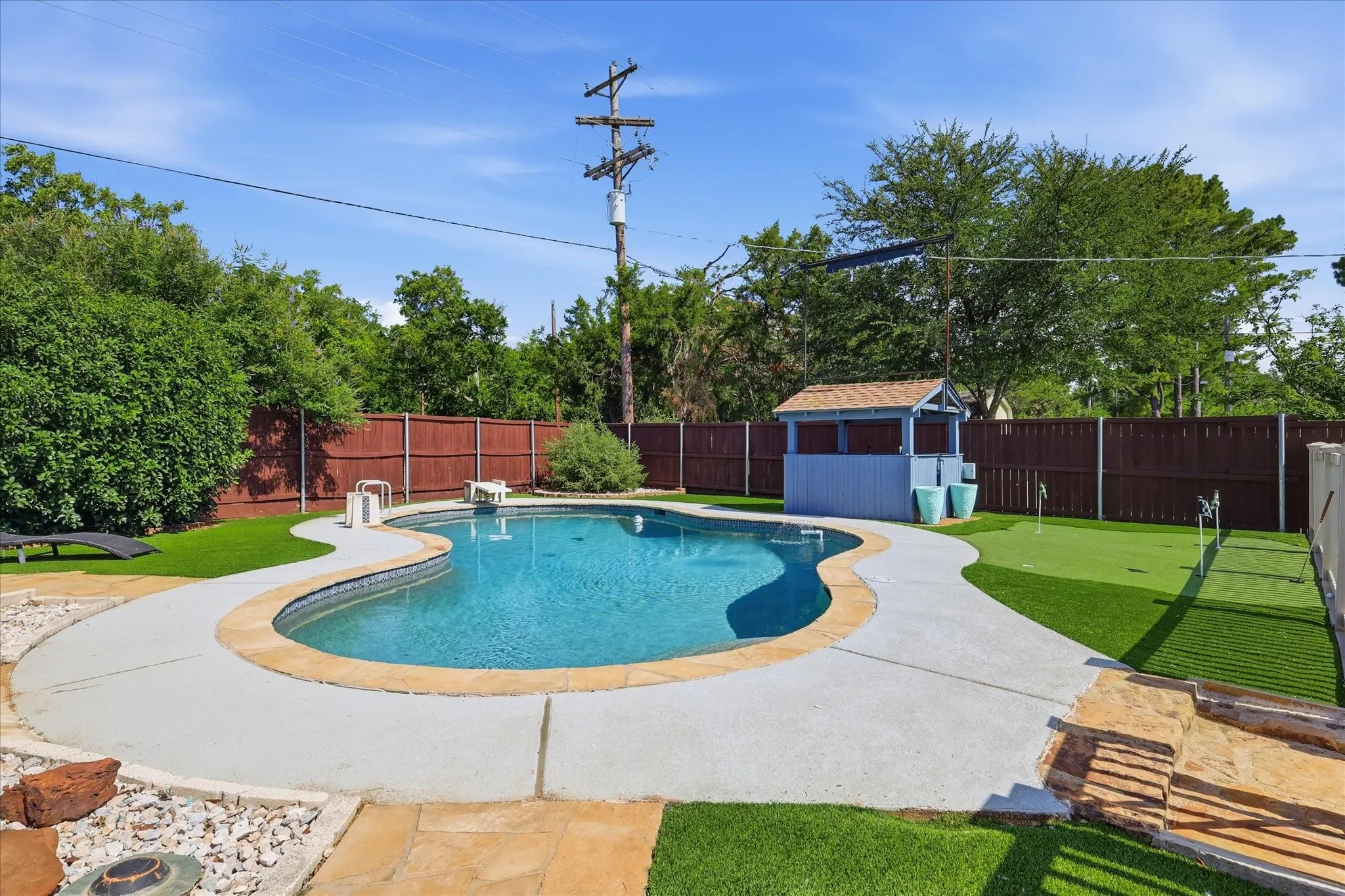 Beautiful diving pool to help you beat the Texas heat!