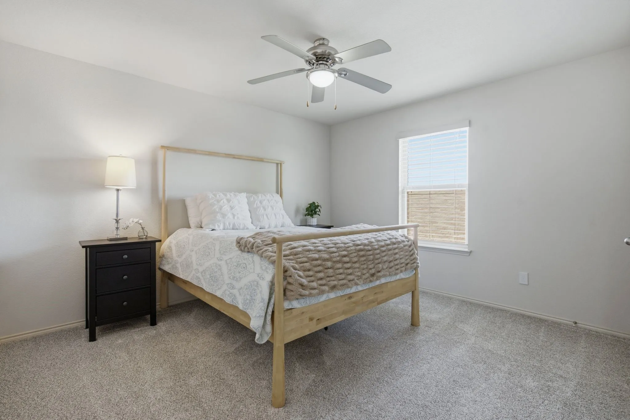 Upstairs SECONDARY PRIMARY SUITE
