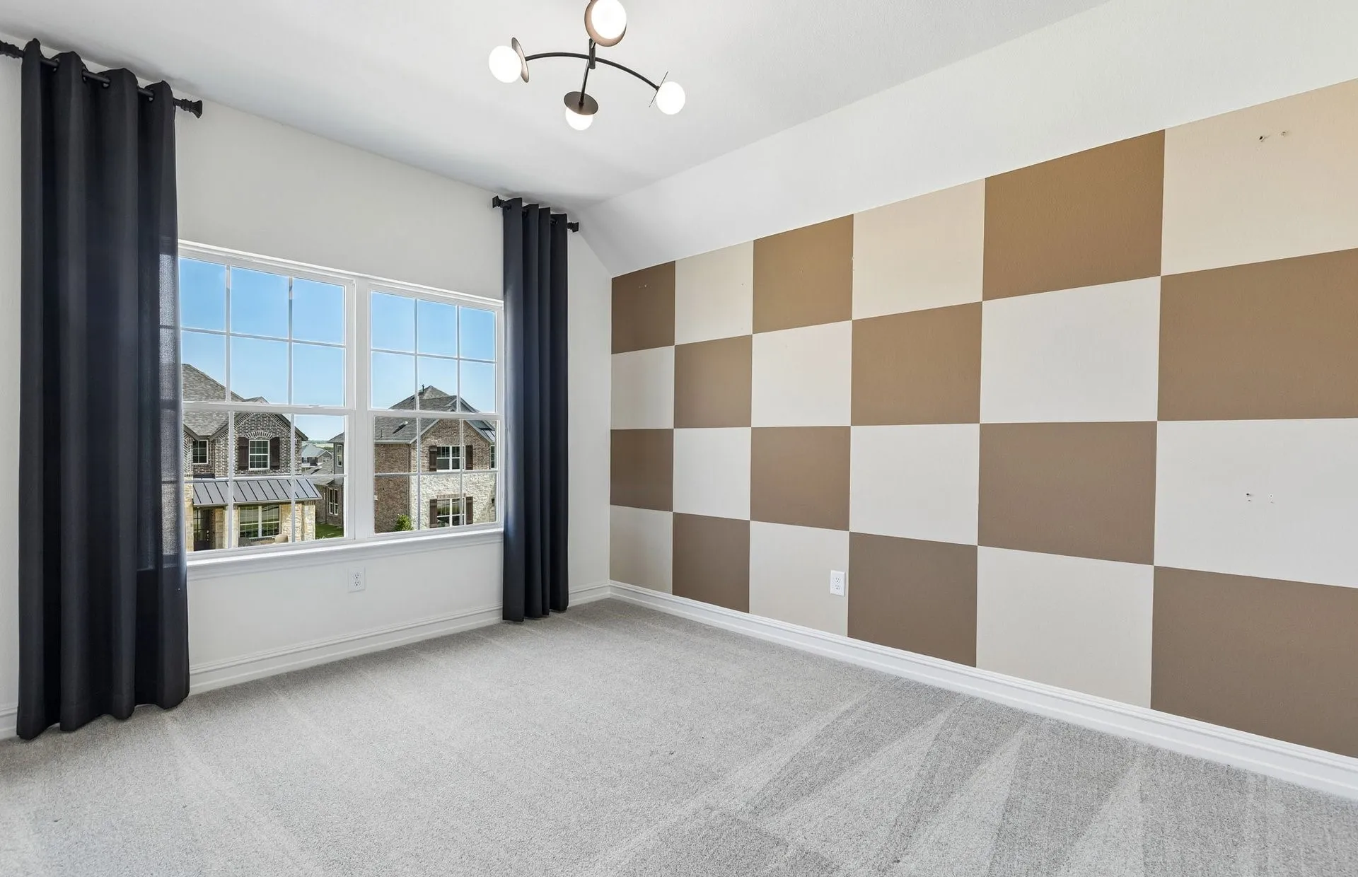 Spacious secondary bedroom