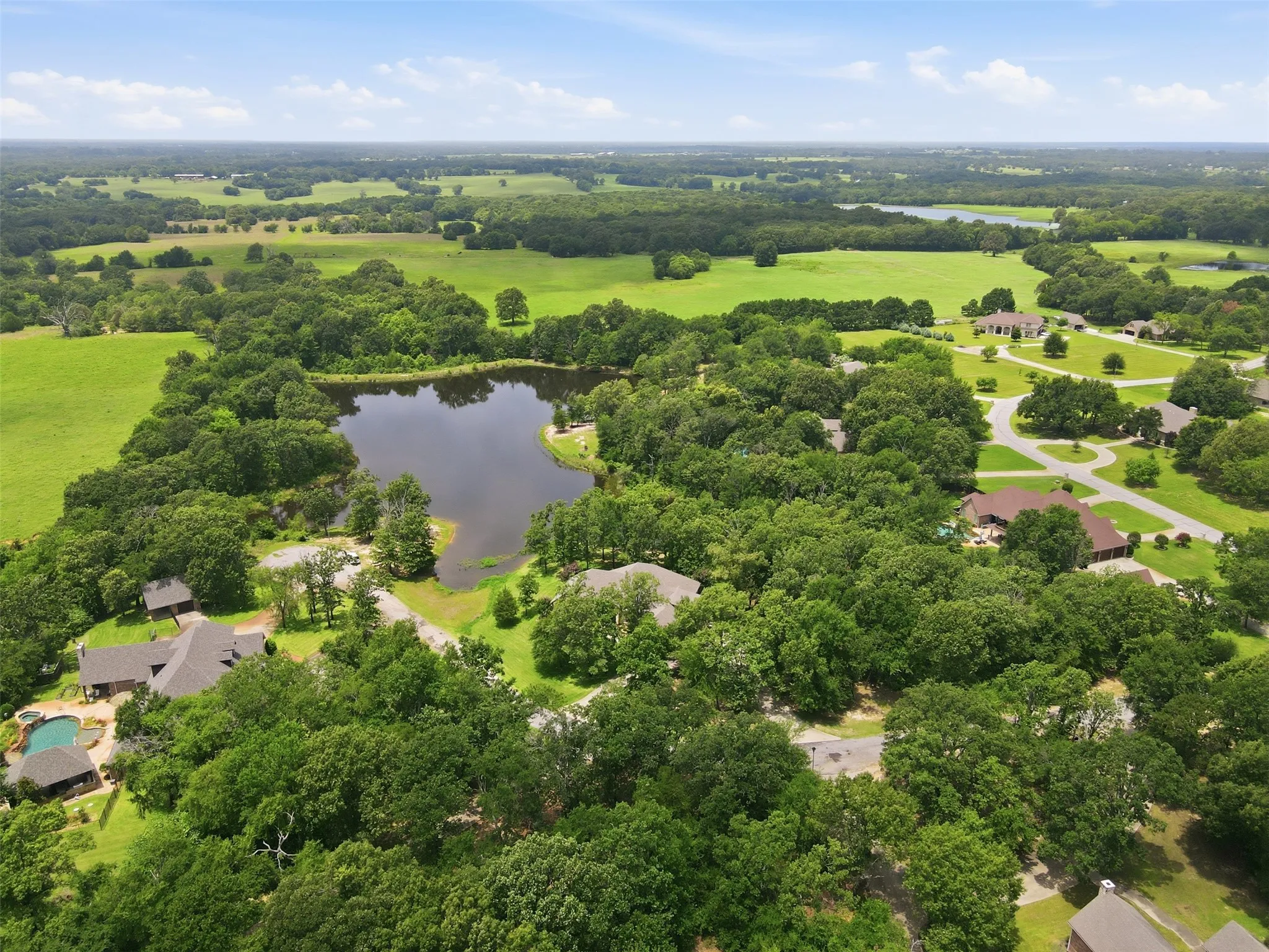 Single Family Residence For Sale in Hopkins County , 118 Katie Ridge, Sulphur Springs, Texas 75482, 4 Bedroom, 3 Bathroom, 3 Garage spaces, 3,243 Sqft, built in 2016, mls#21333595, Real Estate Agent in Sulphur Springs, Homes For Sale in Hopkins county, Homes For Sale in Sulphur Springs, Realtor in Sulphur Springs Texas, Real Estate Brokerage Independent Realty Texas, Luminita Cordes Realtor