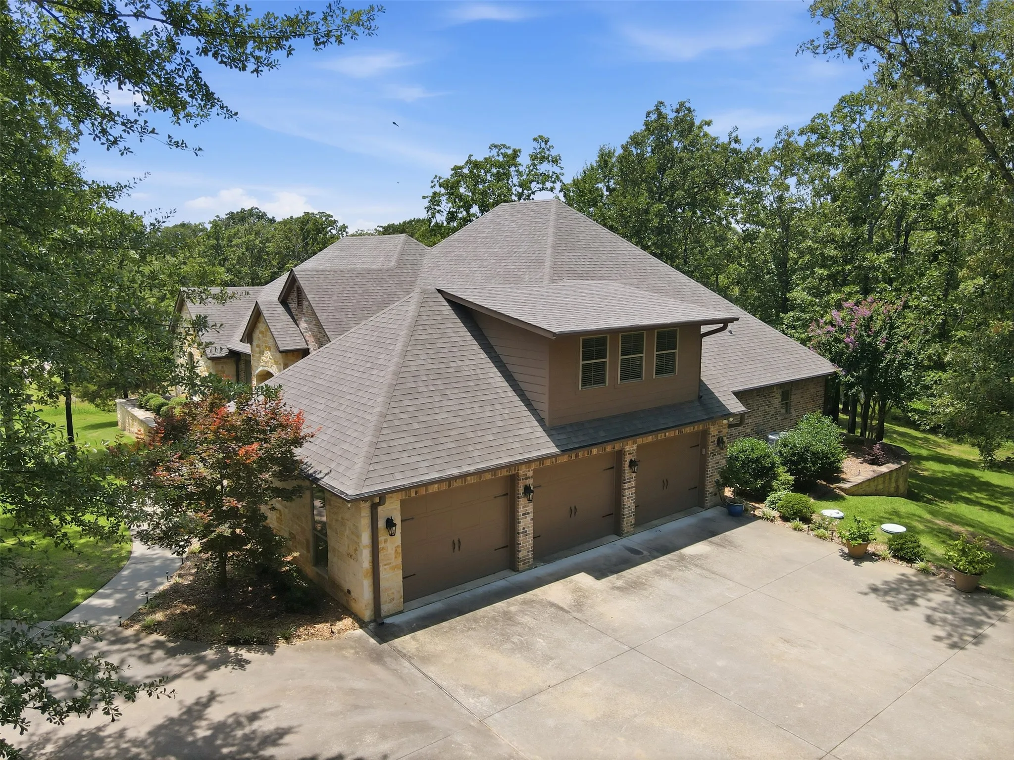 Single Family Residence For Sale in Hopkins County , 118 Katie Ridge, Sulphur Springs, Texas 75482, 4 Bedroom, 3 Bathroom, 3 Garage spaces, 3,243 Sqft, built in 2016, mls#21333595, Real Estate Agent in Sulphur Springs, Homes For Sale in Hopkins county, Homes For Sale in Sulphur Springs, Realtor in Sulphur Springs Texas, Real Estate Brokerage Independent Realty Texas, Luminita Cordes Realtor