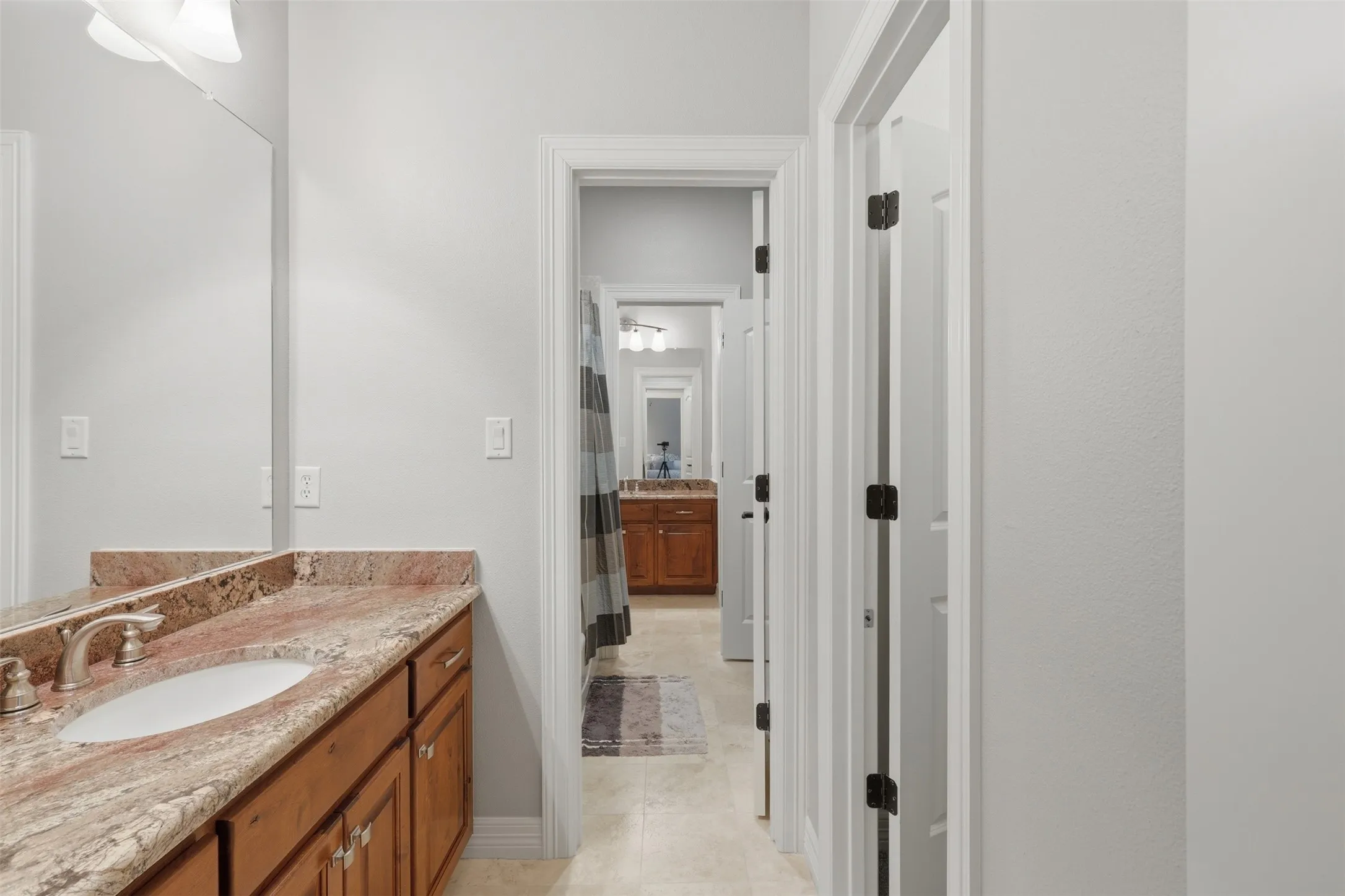 Single Family Residence For Sale in Hopkins County , 118 Katie Ridge, Sulphur Springs, Texas 75482, 4 Bedroom, 3 Bathroom, 3 Garage spaces, 3,243 Sqft, built in 2016, mls#21333595, Real Estate Agent in Sulphur Springs, Homes For Sale in Hopkins county, Homes For Sale in Sulphur Springs, Realtor in Sulphur Springs Texas, Real Estate Brokerage Independent Realty Texas, Luminita Cordes Realtor