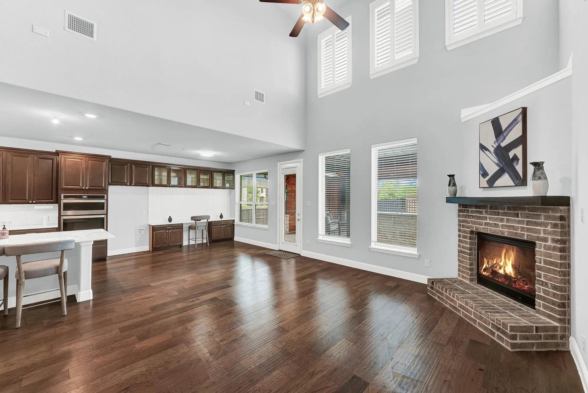Single Family Residence For Sale in Dallas County , 295 Crystal Cove, Sunnyvale, Texas 75182, 6 Bedroom, 6 Bathroom, 3 Garage spaces, 4,800 Sqft, built in 2020, mls#21326828, Real Estate Agent in Sunnyvale, Homes For Sale in Dallas county, Homes For Sale in Sunnyvale, Realtor in Sunnyvale Texas, Real Estate Brokerage Independent Realty Texas, Luminita Cordes Realtor
