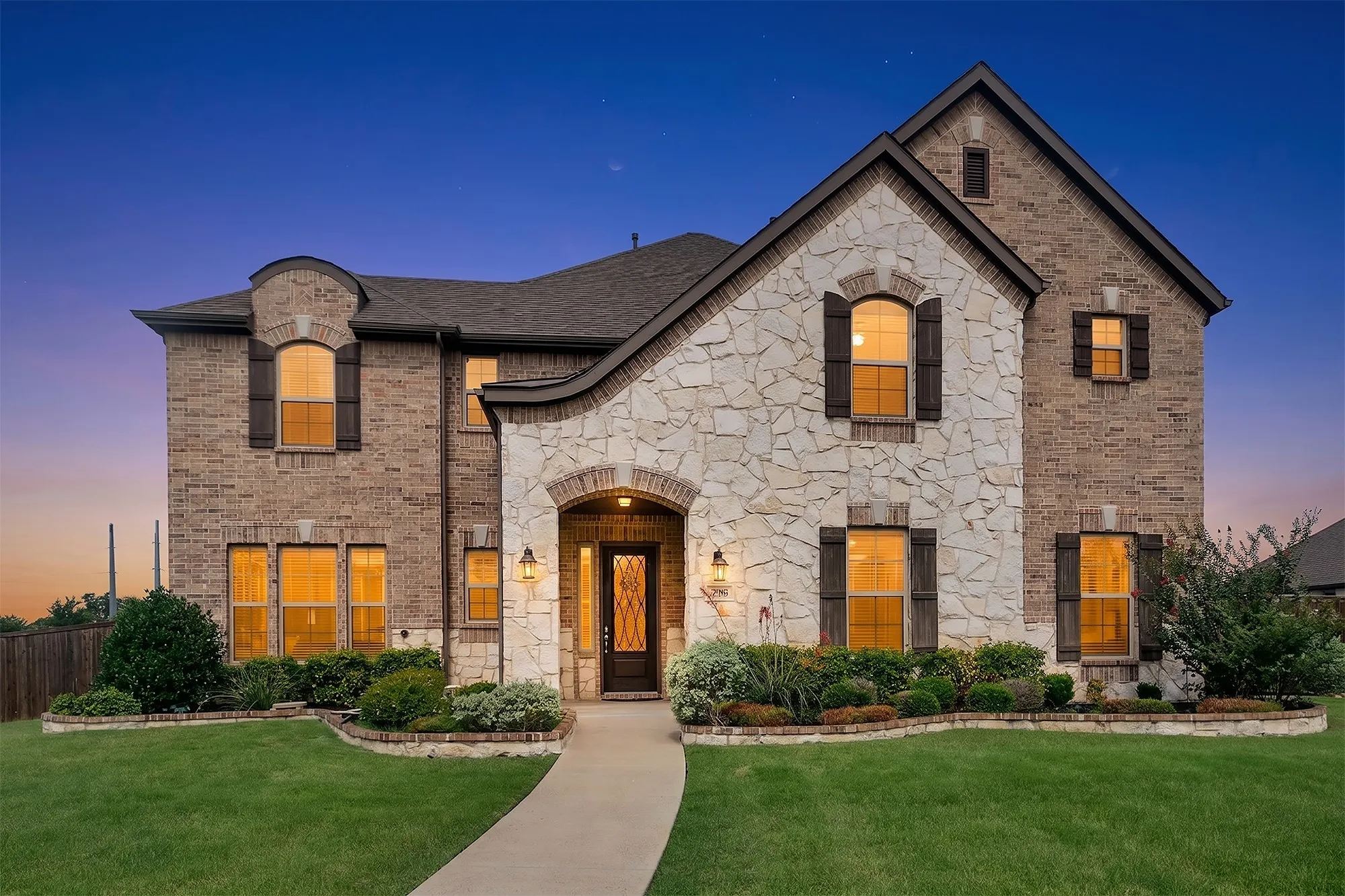 Single Family Residence For Sale in Dallas County , 295 Crystal Cove, Sunnyvale, Texas 75182, 6 Bedroom, 6 Bathroom, 3 Garage spaces, 4,800 Sqft, built in 2020, mls#21326828, Real Estate Agent in Sunnyvale, Homes For Sale in Dallas county, Homes For Sale in Sunnyvale, Realtor in Sunnyvale Texas, Real Estate Brokerage Independent Realty Texas, Luminita Cordes Realtor