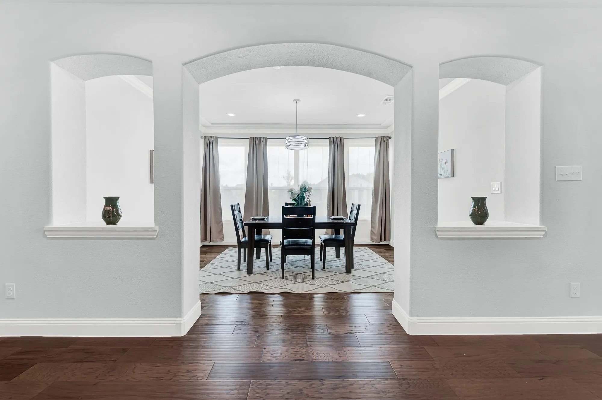 Single Family Residence For Sale in Dallas County , 295 Crystal Cove, Sunnyvale, Texas 75182, 6 Bedroom, 6 Bathroom, 3 Garage spaces, 4,800 Sqft, built in 2020, mls#21326828, Real Estate Agent in Sunnyvale, Homes For Sale in Dallas county, Homes For Sale in Sunnyvale, Realtor in Sunnyvale Texas, Real Estate Brokerage Independent Realty Texas, Luminita Cordes Realtor