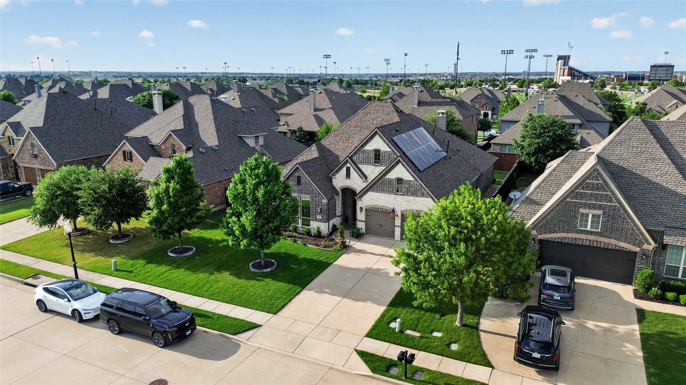 Single Family Residence For Rent in Collin County , 400 Trailside Drive, Prosper, Texas 75078, 4 Bedroom, 3 Bathroom, 3 Garage spaces, 3,028 Sqft, built in 2014, mls#21333725, Real Estate Agent in Prosper, Homes For Rent in Collin county, Homes For Rent in Prosper, Realtor in Prosper Texas, Real Estate Brokerage Independent Realty Texas, Luminita Cordes Realtor