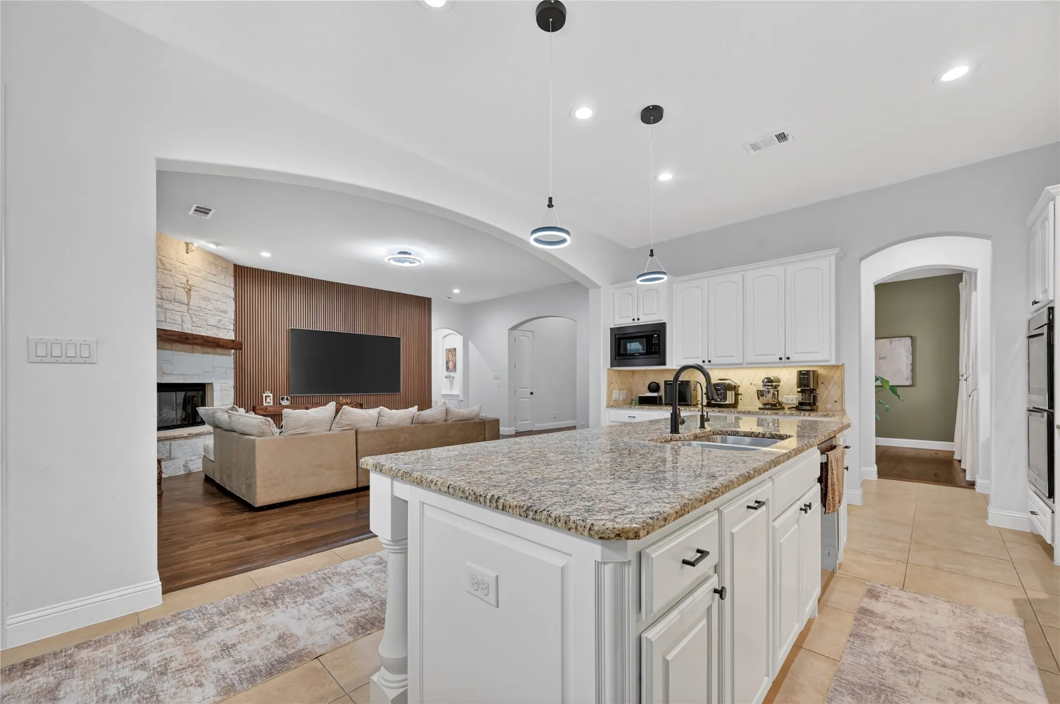 Single Family Residence For Rent in Collin County , 400 Trailside Drive, Prosper, Texas 75078, 4 Bedroom, 3 Bathroom, 3 Garage spaces, 3,028 Sqft, built in 2014, mls#21333725, Real Estate Agent in Prosper, Homes For Rent in Collin county, Homes For Rent in Prosper, Realtor in Prosper Texas, Real Estate Brokerage Independent Realty Texas, Luminita Cordes Realtor