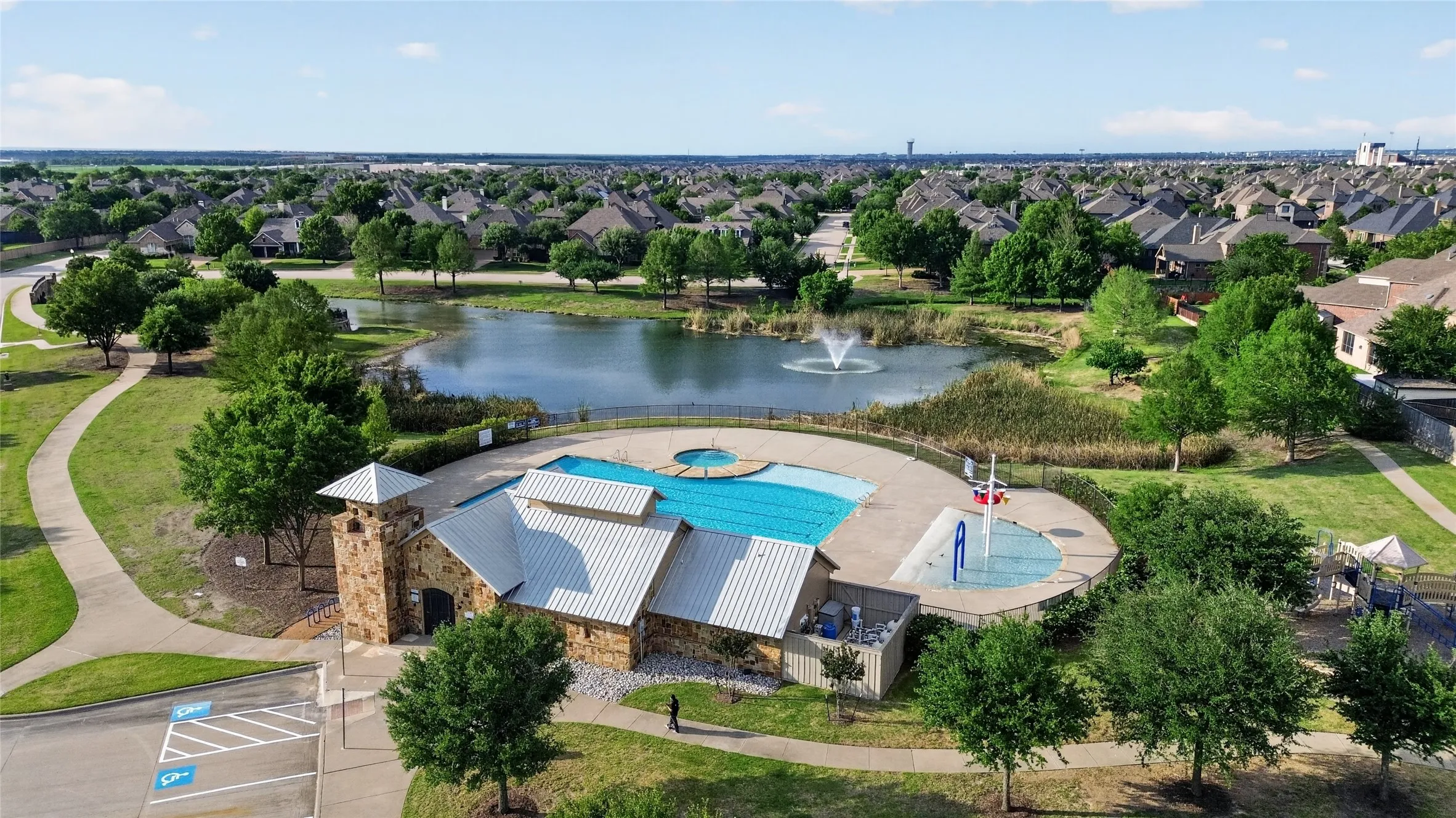 Single Family Residence For Rent in Collin County , 400 Trailside Drive, Prosper, Texas 75078, 4 Bedroom, 3 Bathroom, 3 Garage spaces, 3,028 Sqft, built in 2014, mls#21333725, Real Estate Agent in Prosper, Homes For Rent in Collin county, Homes For Rent in Prosper, Realtor in Prosper Texas, Real Estate Brokerage Independent Realty Texas, Luminita Cordes Realtor