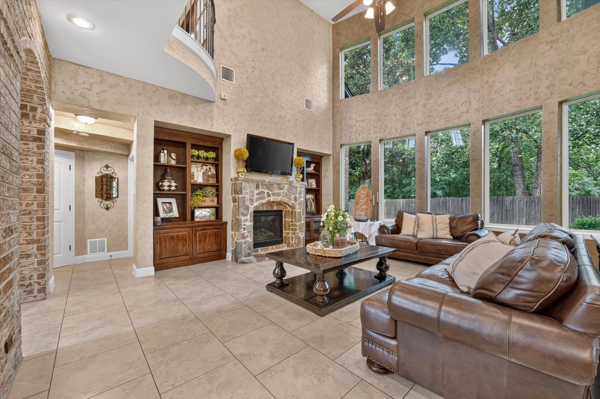 Single Family Residence For Sale in Johnson County , 1200 Madera Drive, Burleson, Texas 76028, 4 Bedroom, 4 Bathroom, 3 Garage spaces, 3,732 Sqft, built in 2010, mls#21331330, Real Estate Agent in Burleson, Homes For Sale in Johnson county, Homes For Sale in Burleson, Realtor in Burleson Texas, Real Estate Brokerage Independent Realty Texas, Luminita Cordes Realtor