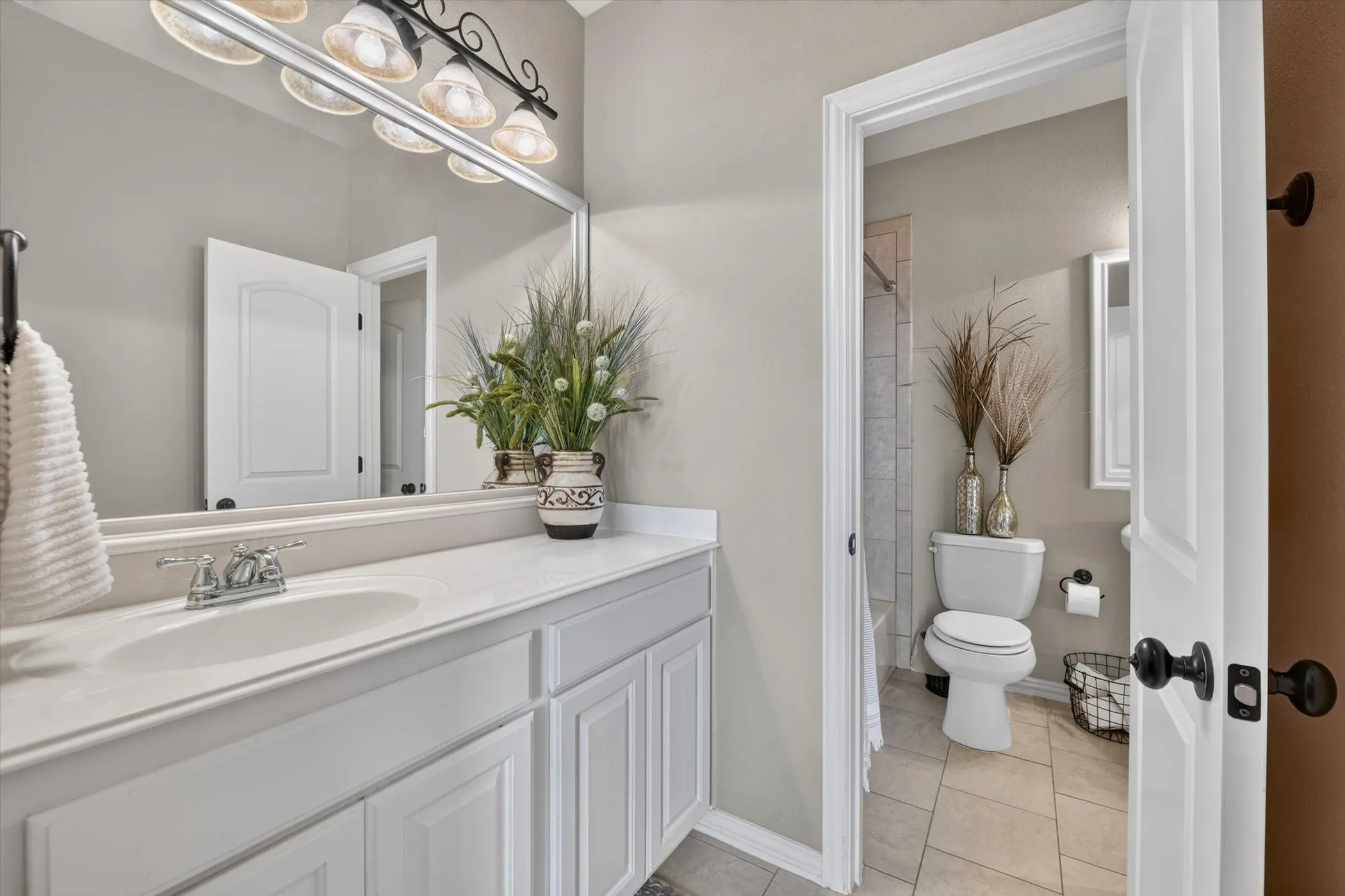 Single Family Residence For Sale in Johnson County , 1200 Madera Drive, Burleson, Texas 76028, 4 Bedroom, 4 Bathroom, 3 Garage spaces, 3,732 Sqft, built in 2010, mls#21331330, Real Estate Agent in Burleson, Homes For Sale in Johnson county, Homes For Sale in Burleson, Realtor in Burleson Texas, Real Estate Brokerage Independent Realty Texas, Luminita Cordes Realtor