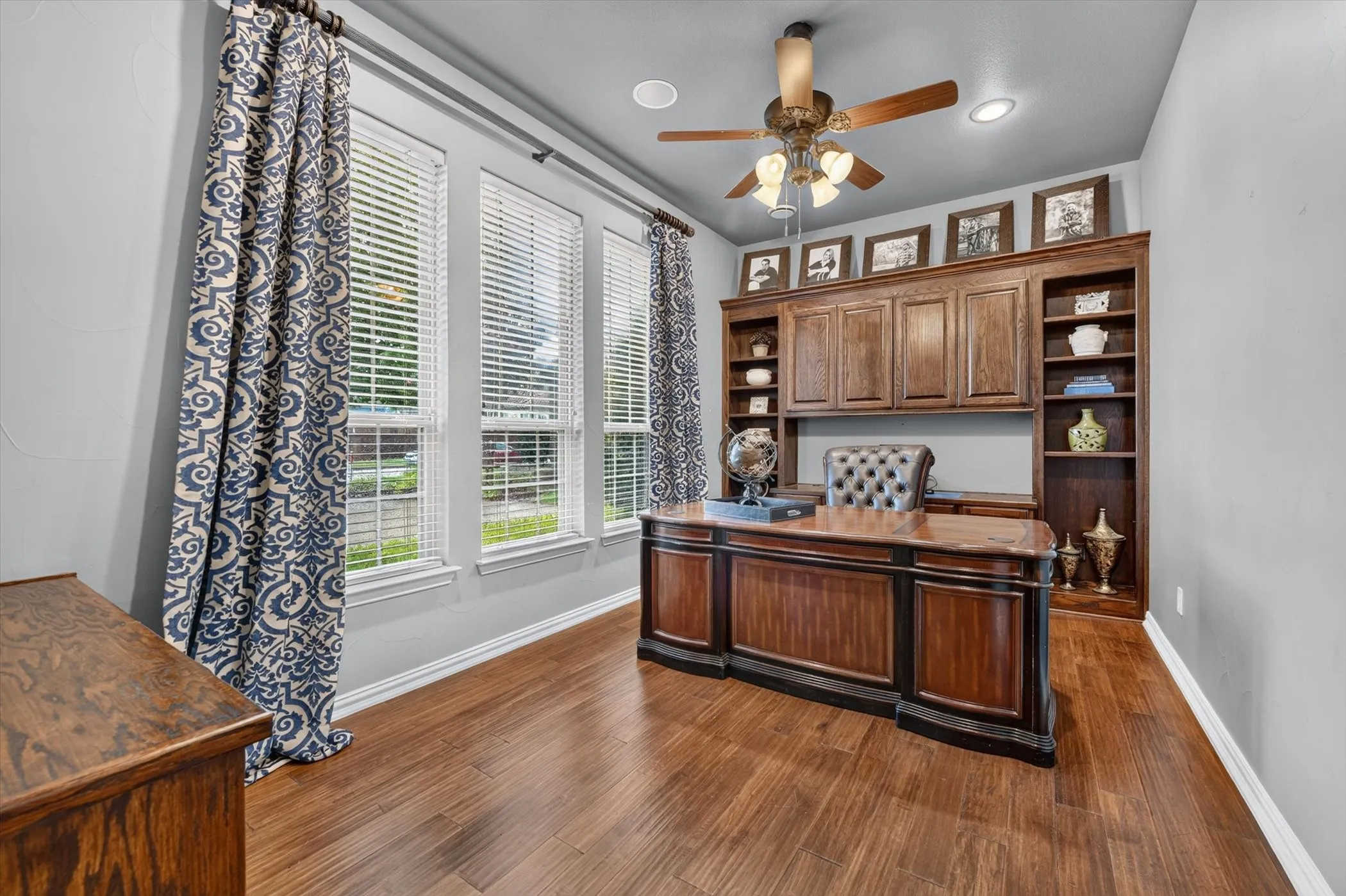 Single Family Residence For Sale in Johnson County , 1200 Madera Drive, Burleson, Texas 76028, 4 Bedroom, 4 Bathroom, 3 Garage spaces, 3,732 Sqft, built in 2010, mls#21331330, Real Estate Agent in Burleson, Homes For Sale in Johnson county, Homes For Sale in Burleson, Realtor in Burleson Texas, Real Estate Brokerage Independent Realty Texas, Luminita Cordes Realtor