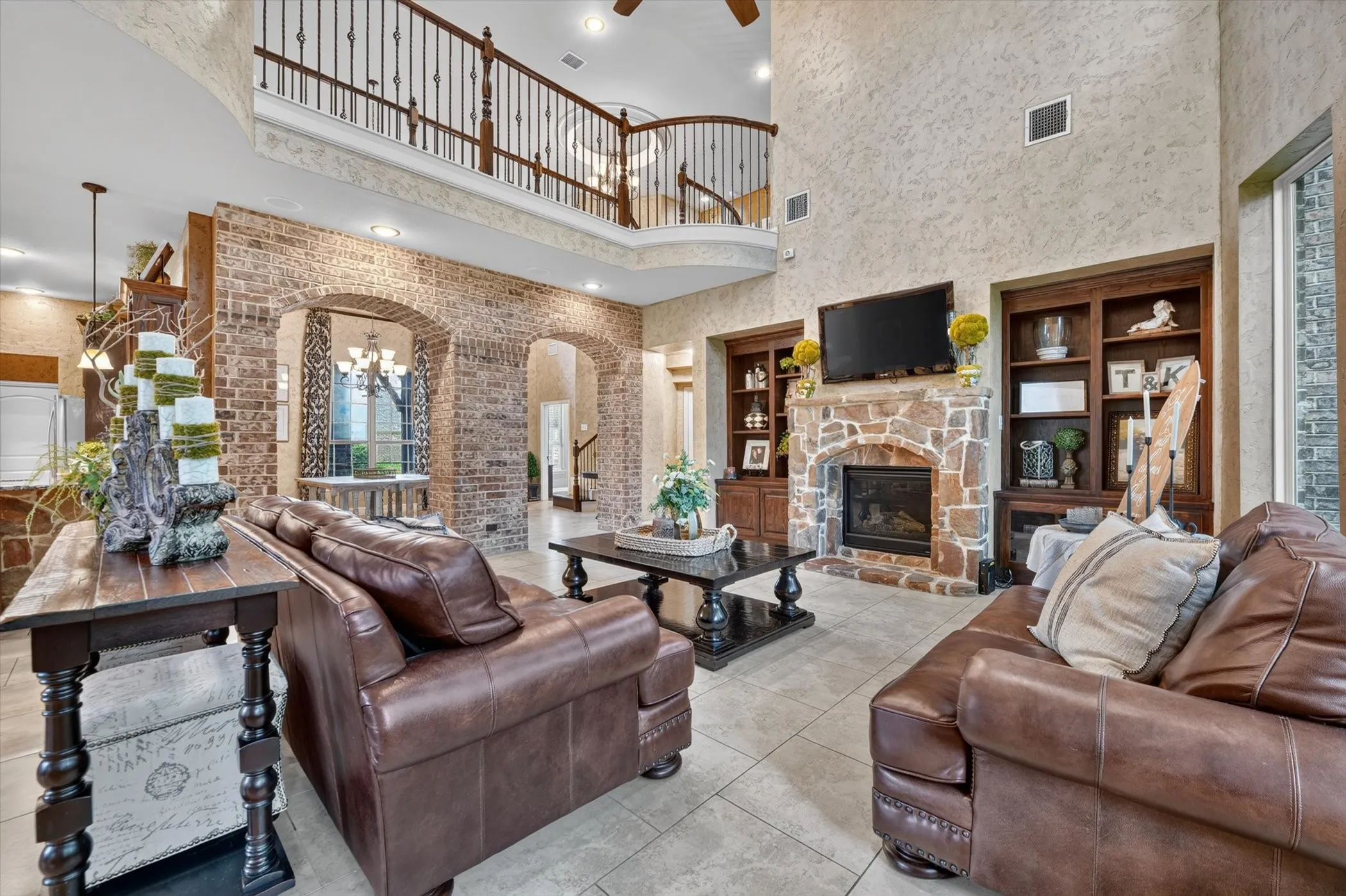 Single Family Residence For Sale in Johnson County , 1200 Madera Drive, Burleson, Texas 76028, 4 Bedroom, 4 Bathroom, 3 Garage spaces, 3,732 Sqft, built in 2010, mls#21331330, Real Estate Agent in Burleson, Homes For Sale in Johnson county, Homes For Sale in Burleson, Realtor in Burleson Texas, Real Estate Brokerage Independent Realty Texas, Luminita Cordes Realtor