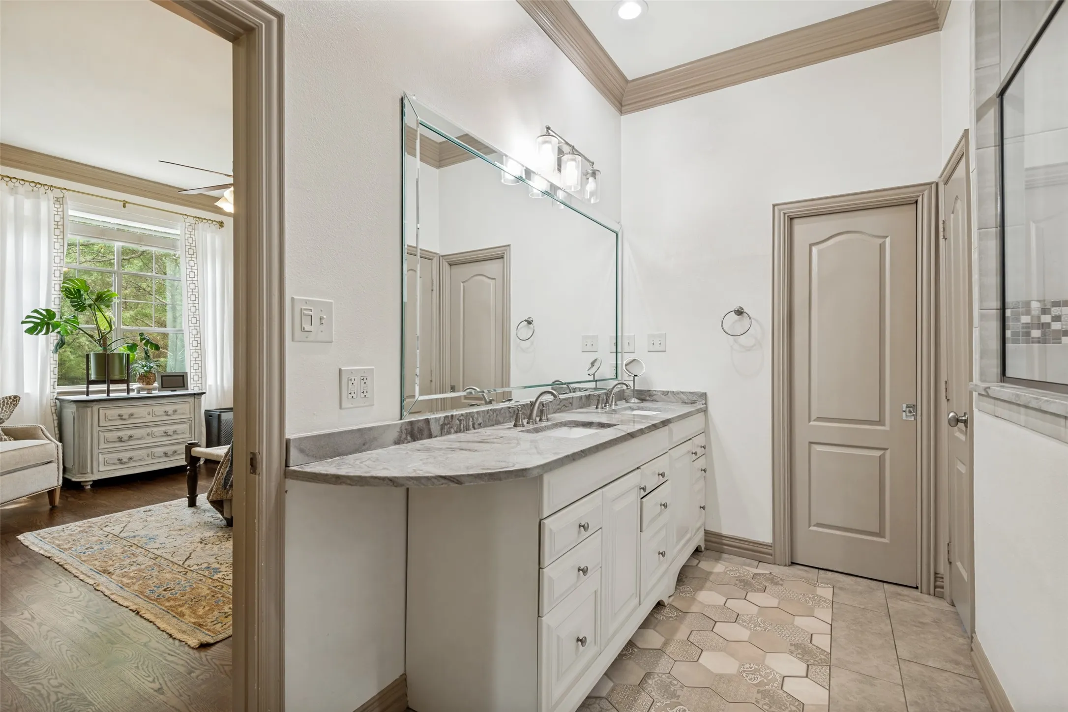 Single Family Residence For Sale in Hunt County , 9011 Texas Trail, Terrell, Texas 75160, 3 Bedroom, 3 Bathroom, 3 Garage spaces, 2,863 Sqft, built in 2003, mls#21307702, Real Estate Agent in Terrell, Homes For Sale in Hunt county, Homes For Sale in Terrell, Realtor in Terrell Texas, Real Estate Brokerage Independent Realty Texas, Luminita Cordes Realtor