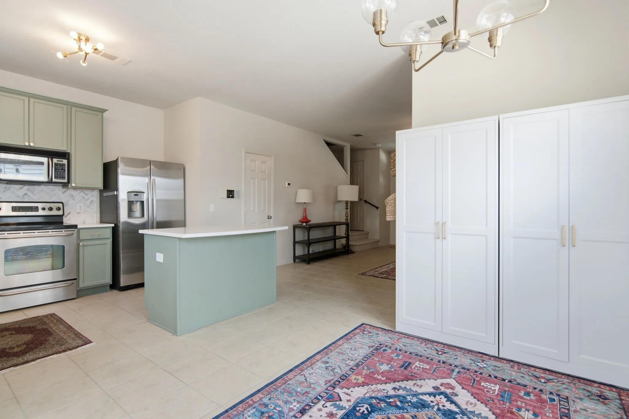 Single Family Residence For Sale in Tarrant County , 10812 Astor Drive, Fort Worth, Texas 76244, 2 Bedroom, 3 Bathroom, 2 Garage spaces, 1,184 Sqft, built in 2006, mls#21331876, Real Estate Agent in Fort Worth, Homes For Sale in Tarrant county, Homes For Sale in Fort Worth, Realtor in Fort Worth Texas, Real Estate Brokerage Independent Realty Texas, Luminita Cordes Realtor